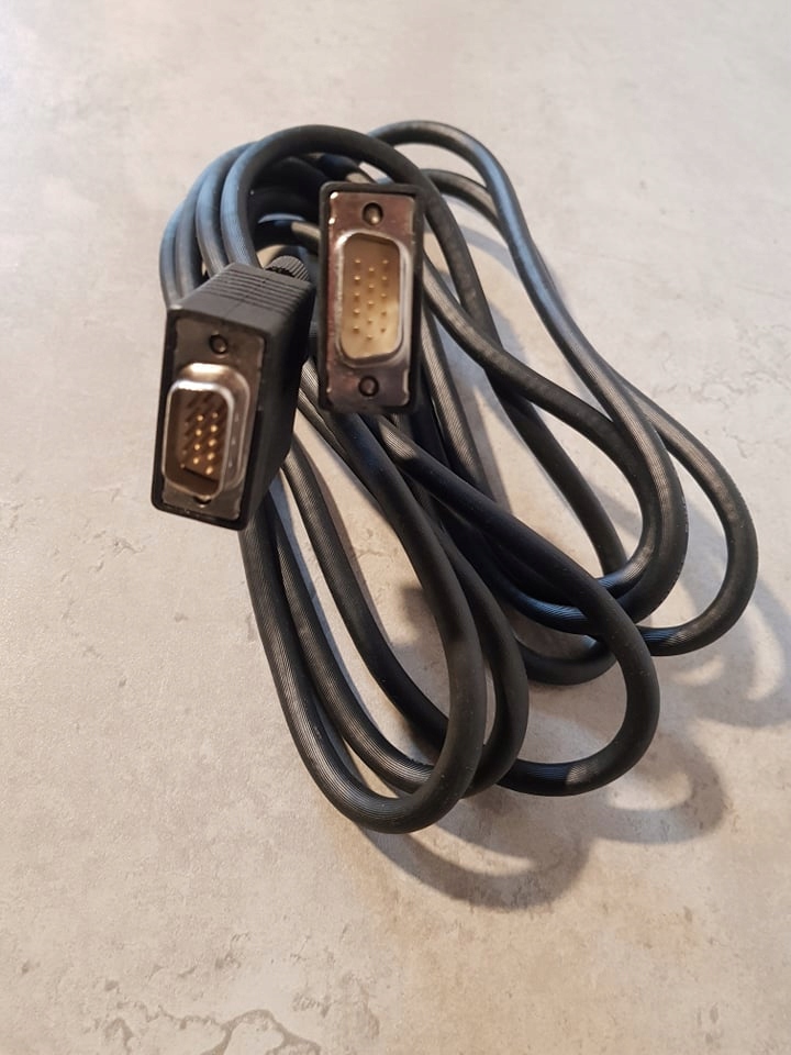 KABEL D-SUB VGA-VGA DO MONITORA PRZEWÓD HD SOLIDNY EAN (GTIN) 100457207301