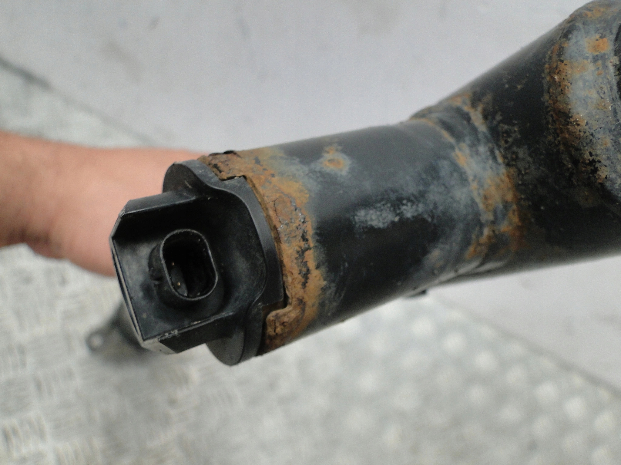 AMORTYZATOR TYŁ SKODA KODIAQ 565 2017 2.0TFSI ELEKTRYCZNY 5QF512009C 4x4 Waga produktu 0 kg