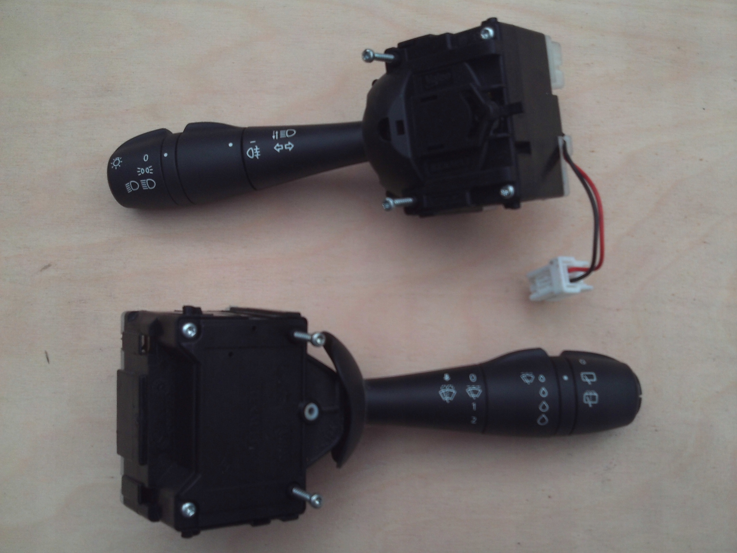 Коммутаторы TRAFIC III VIVARO B NV300 TALENTO 14-