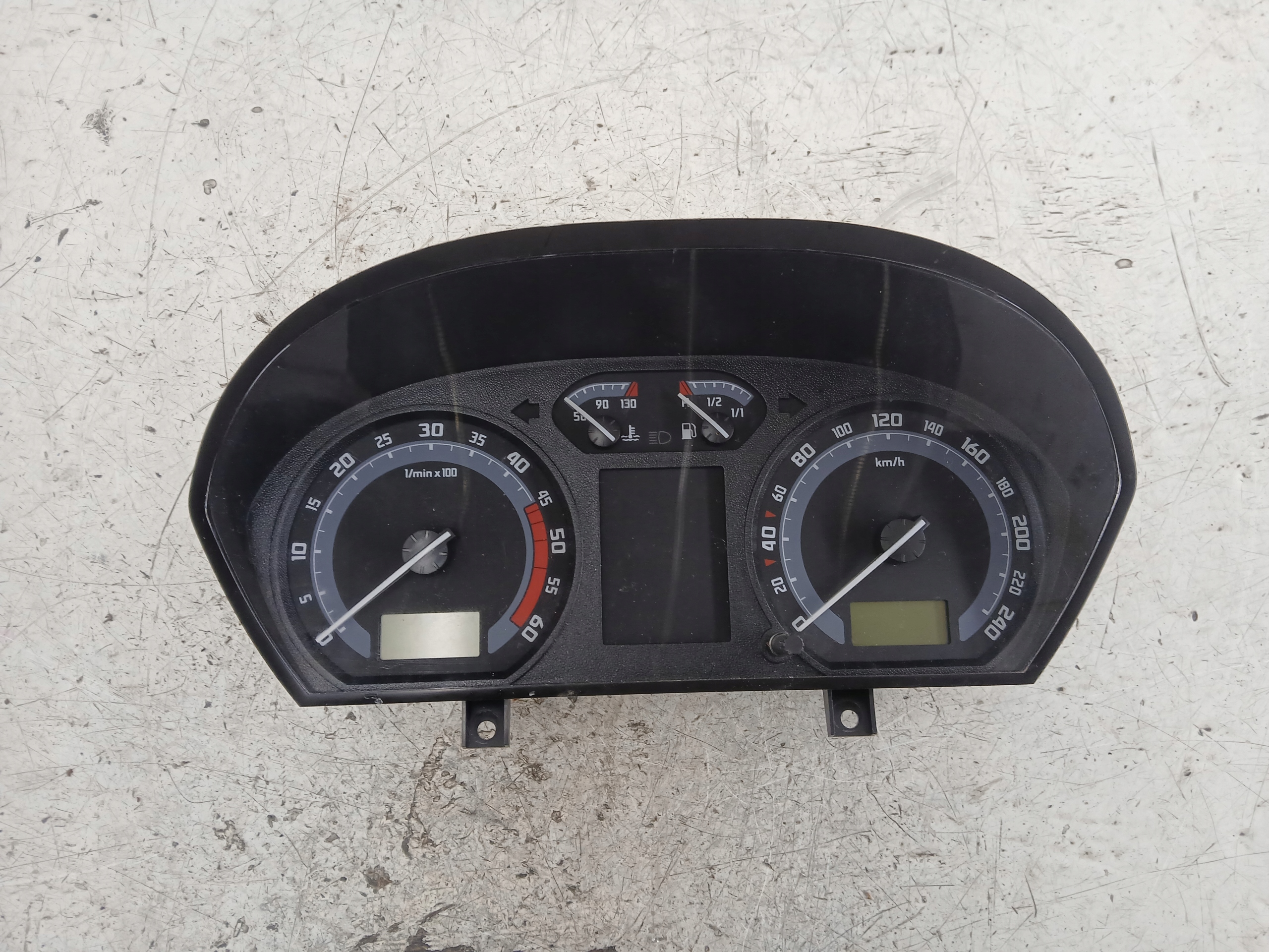 SKODA FABIA and 1.9 TDI dials dials 6Y0920883D