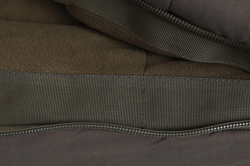 Łóżko Ze Śpiworem Duralite 5 Season System Fox Model CBC098