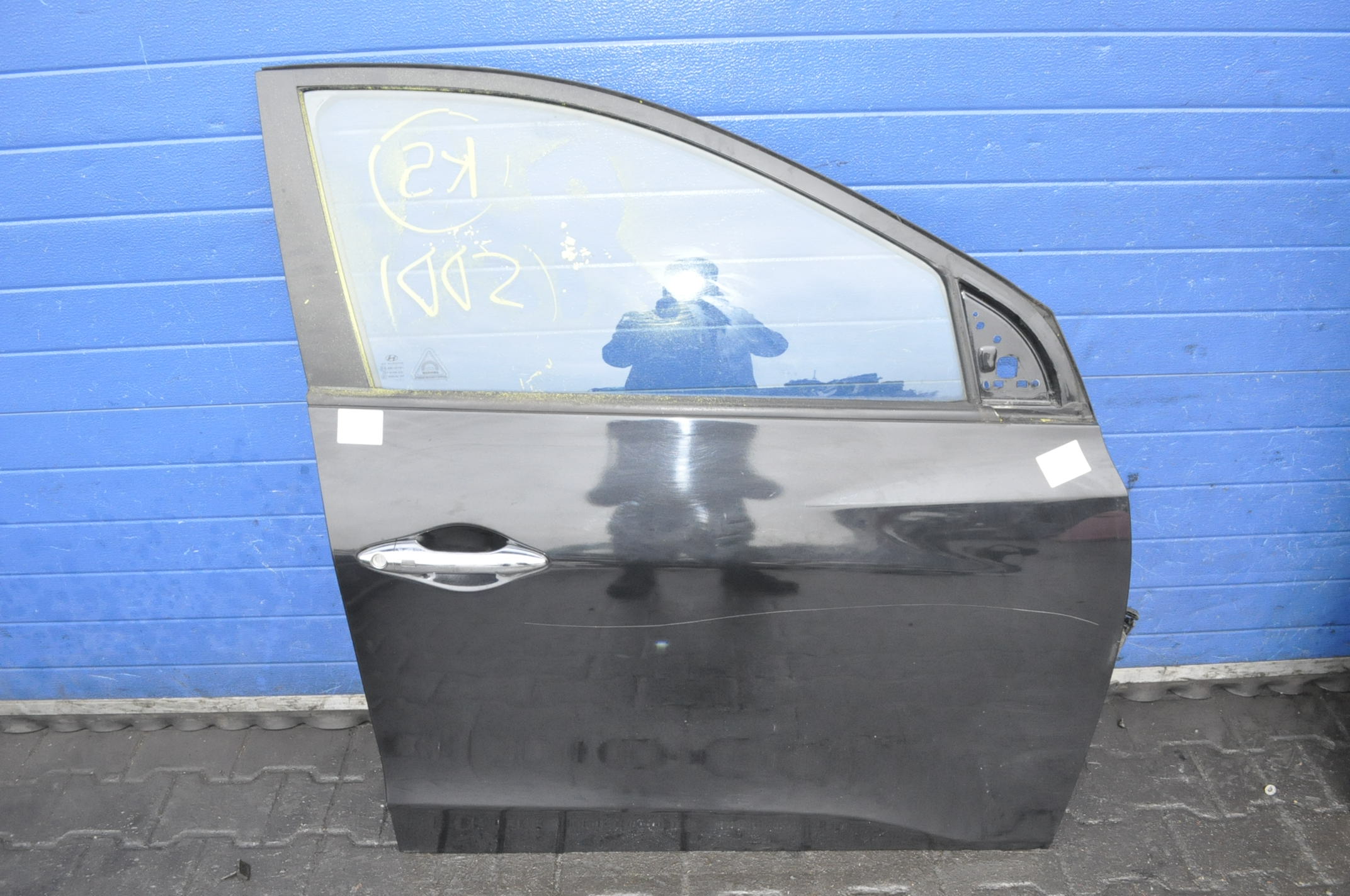 HYUNDAI IX35 DRZWI PRAWY PRZÓD PRZEDNIE 1K