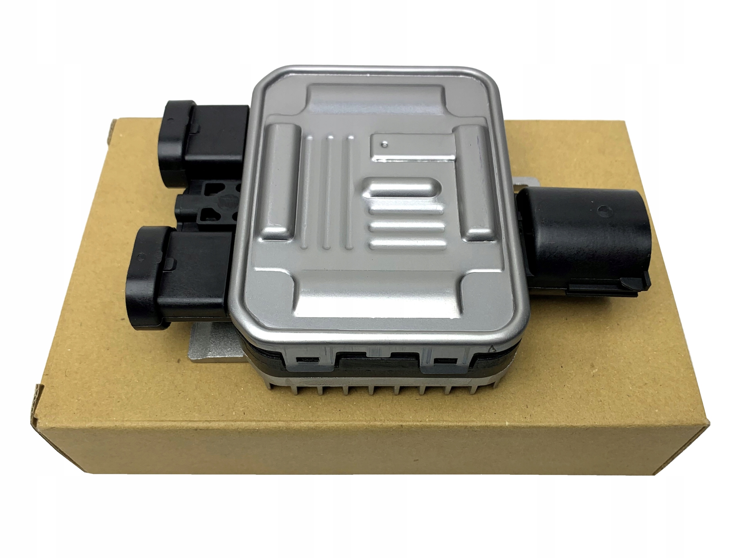 STEROWNIK WENTYLATORA VOLVO 940007601 / 940009400 Producent części BF