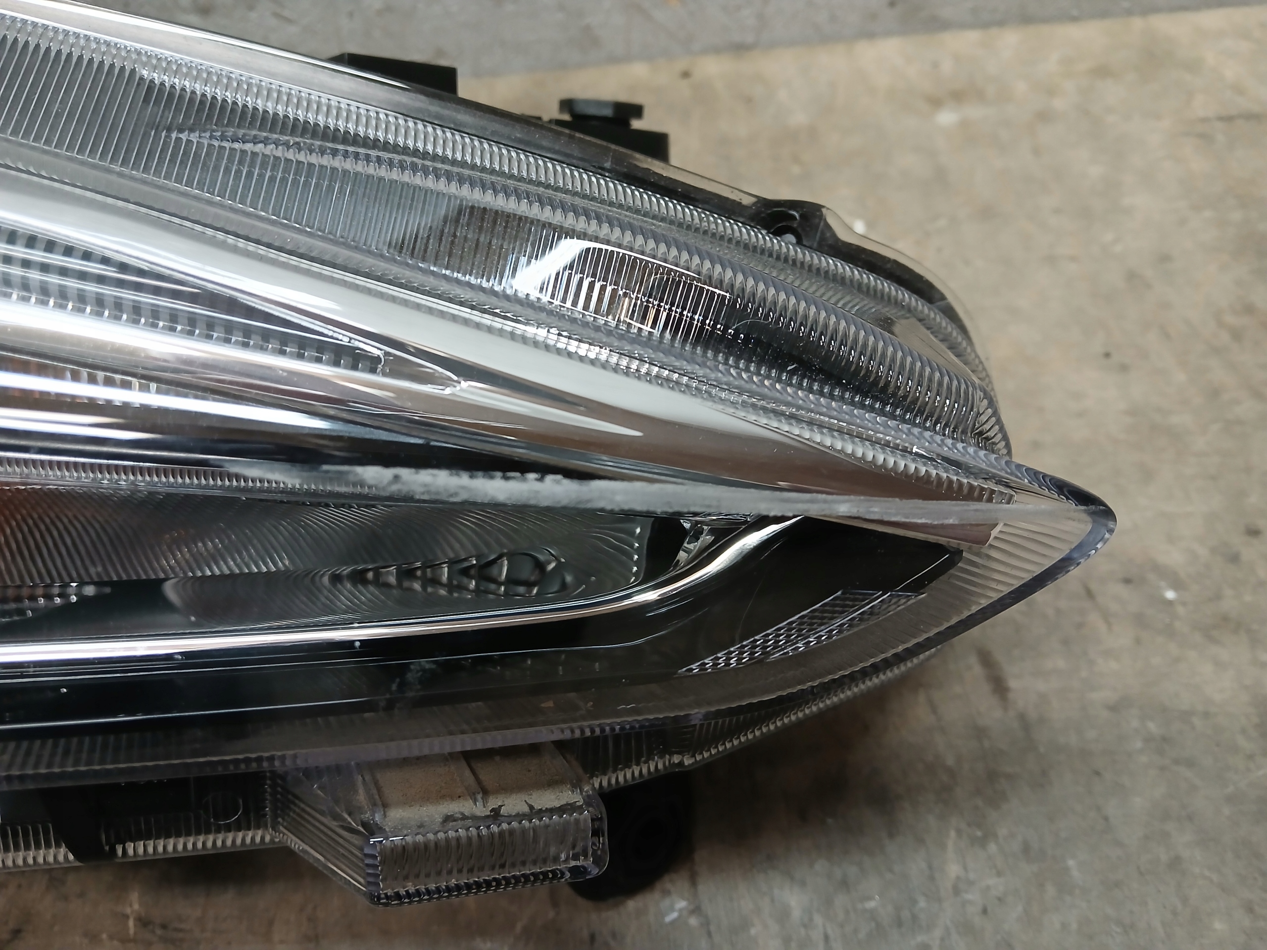 light front right MG3 MG 3 lens LED 11202780