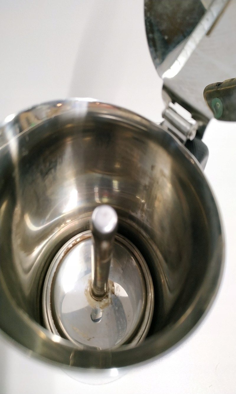 KAWIARKA BIALETTI VENUS STALOWA SREBRNA 235 ML Marka Bialetti