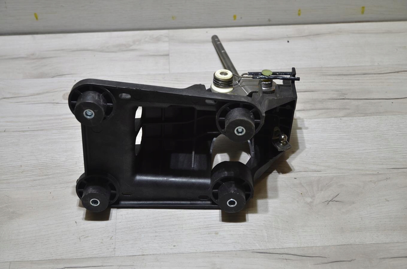 trim pozycjoner Peugeot 2008 13r