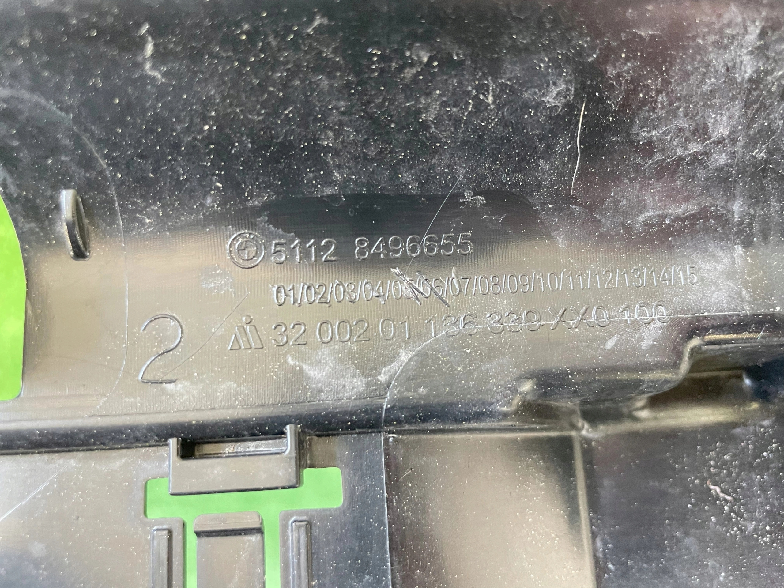 BMW 1 F40 Support Console Pare choc Support plaque Arrière 51128496655