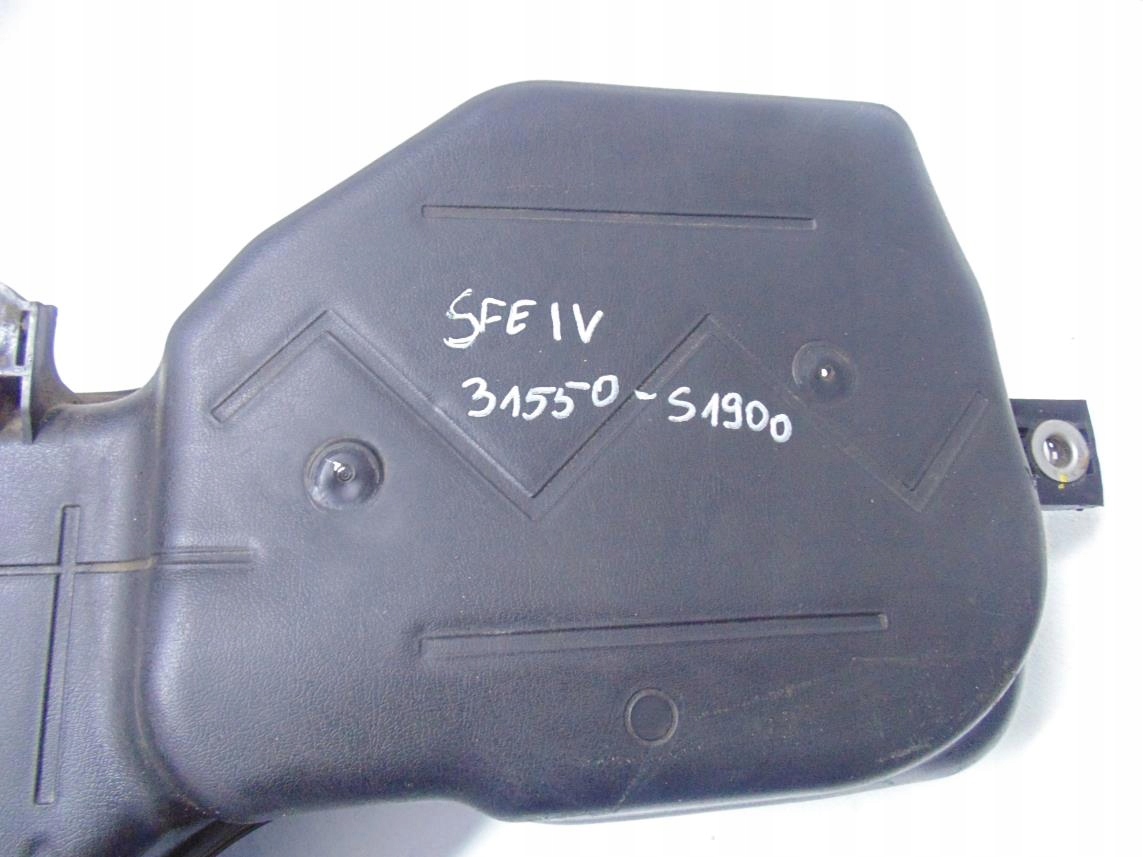 ZBIORNIK ADBLUE HYUNDAI SANTA FE IV 31550 S1900 Engine Type Diesel