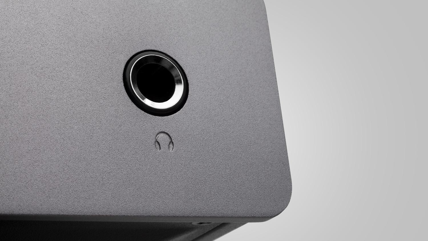 CAMBRIDGE DUO DOPRACOWANY PREAMP GRAMOFONOWY MM MC I WZMACNIACZ SŁUCHAWKOWY Wysokość produktu 4.8 cm