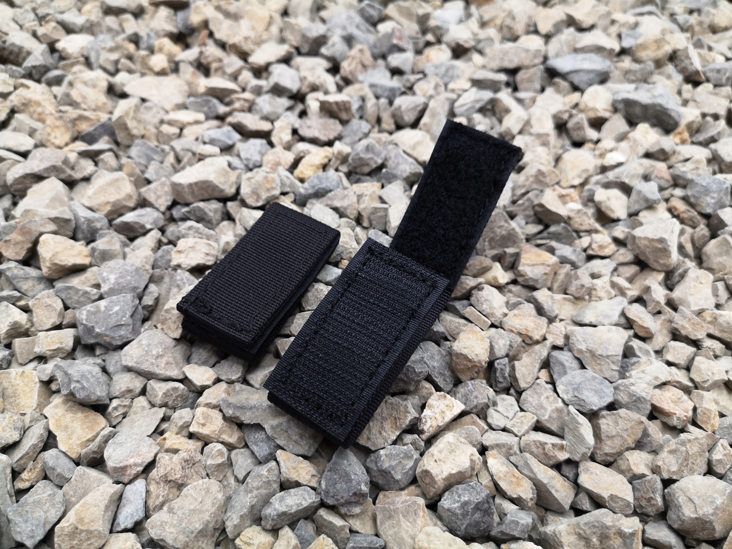 

1x Uchwyt do mocowania ładownic na pasku trok Bk