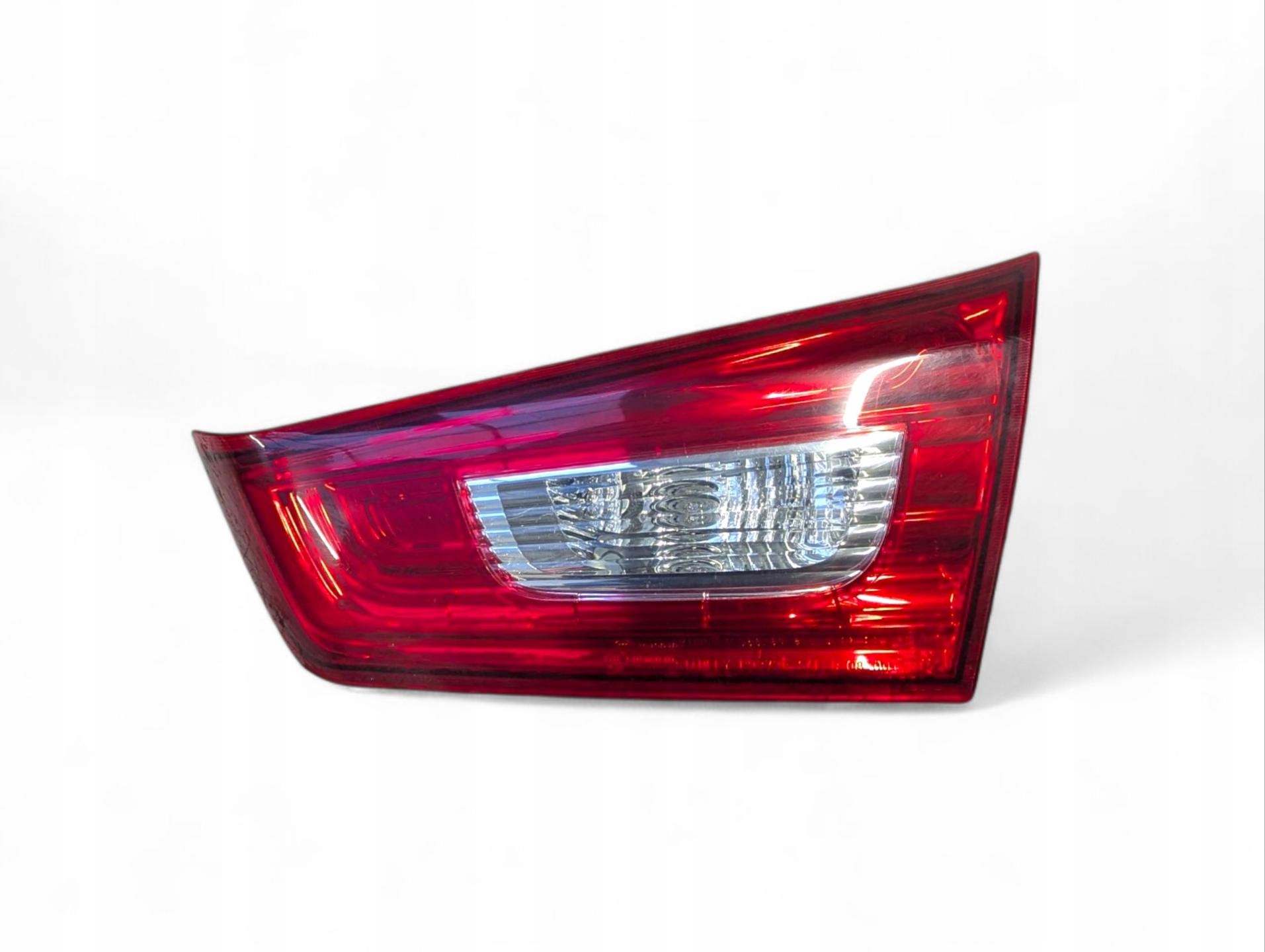 light rear to the bonnet right side Mitsubishi ASX 2010 8336A088