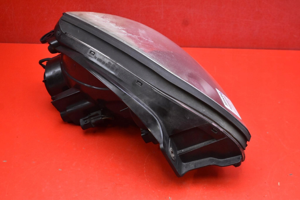 REFLEKTOR left light front EU 92101-2EXXX HYUNDAI TUCSON 1 and 04-10