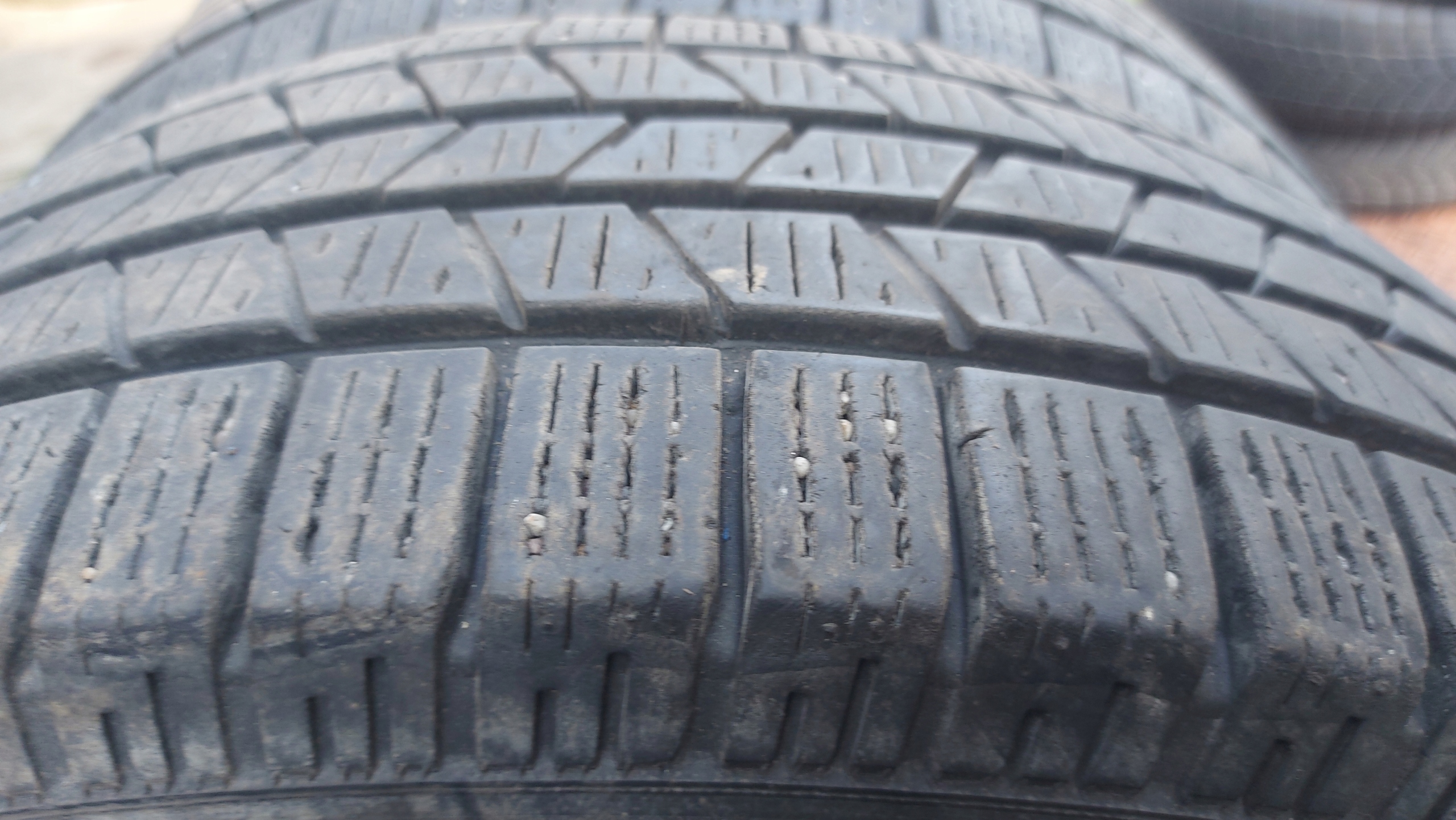 PIRELLI SCORPION ICE & SNOW 225/65R17 tyres winter 5mm
