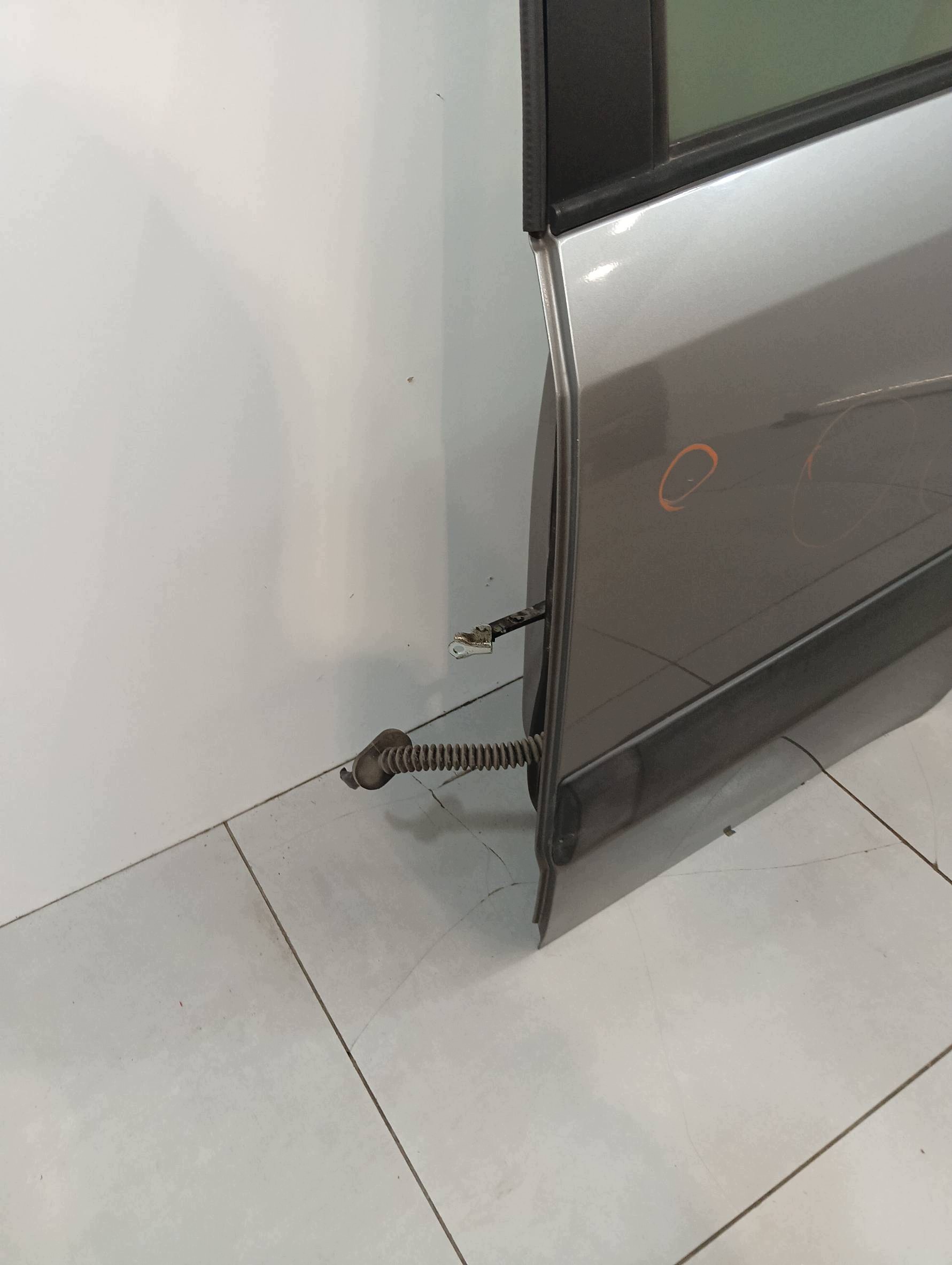 Tür links heck SZARE Suzuki SX4 und (2006-2013)