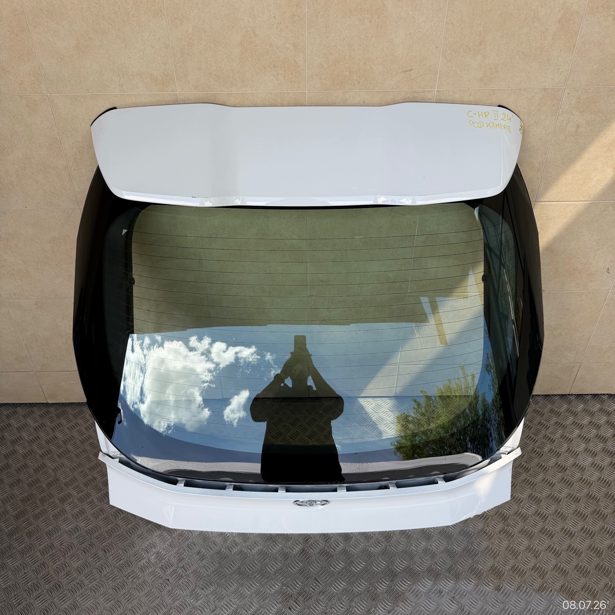 boot doors complete TOYOTA C-HR II 2024 ROK below KAMERE