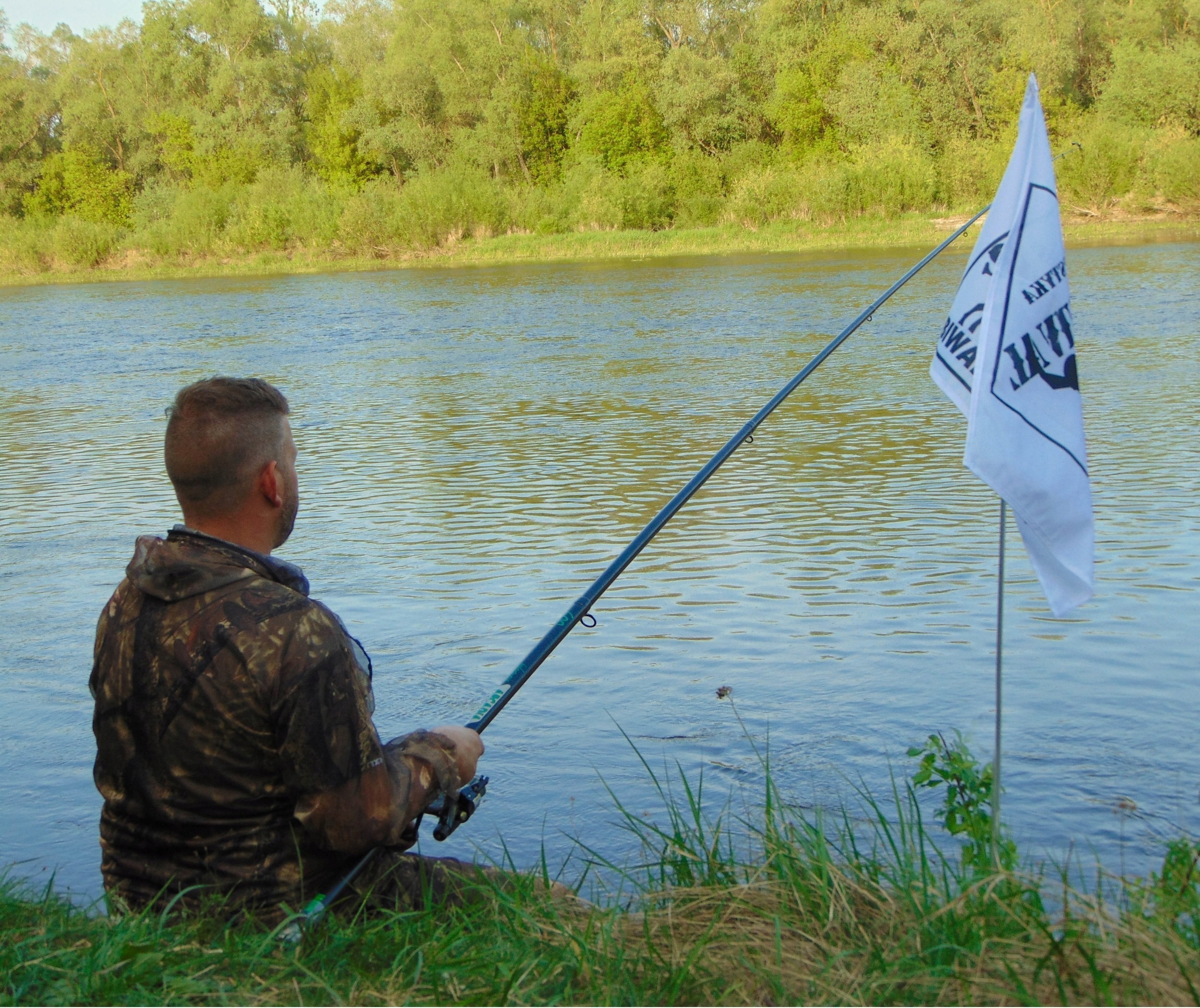 MOSKITIERA DWUCZĘŚCIOWA MFH leśny Ral Tree XL/XXL Kolor dominujący wielokolorowy