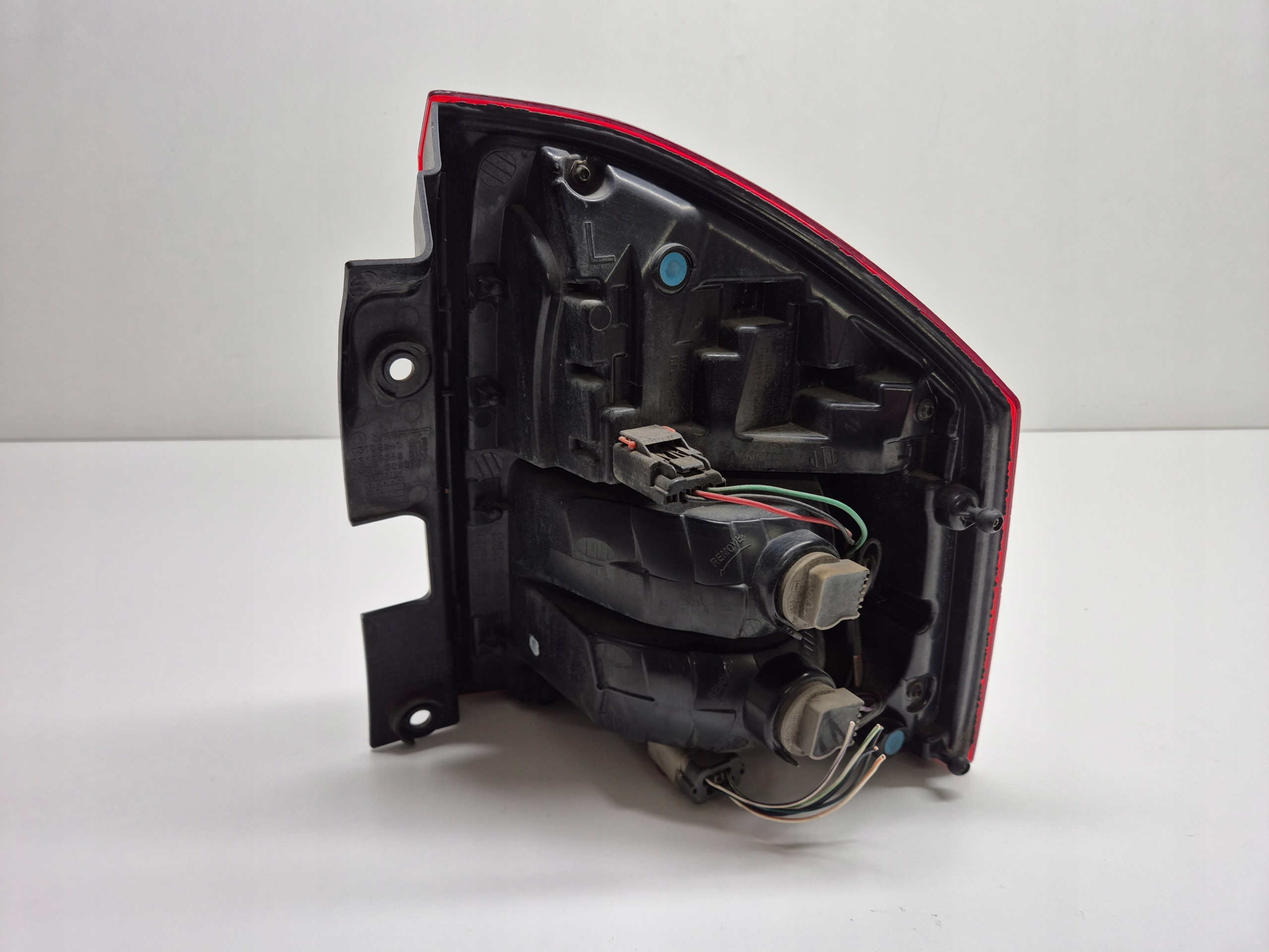 JEEP COMPASS I LIFT LAMPA TYLNA LEWA LED CIEMNA ORYGINAŁ EUROPA 11-16 Typ samochodu Samochody osobowe