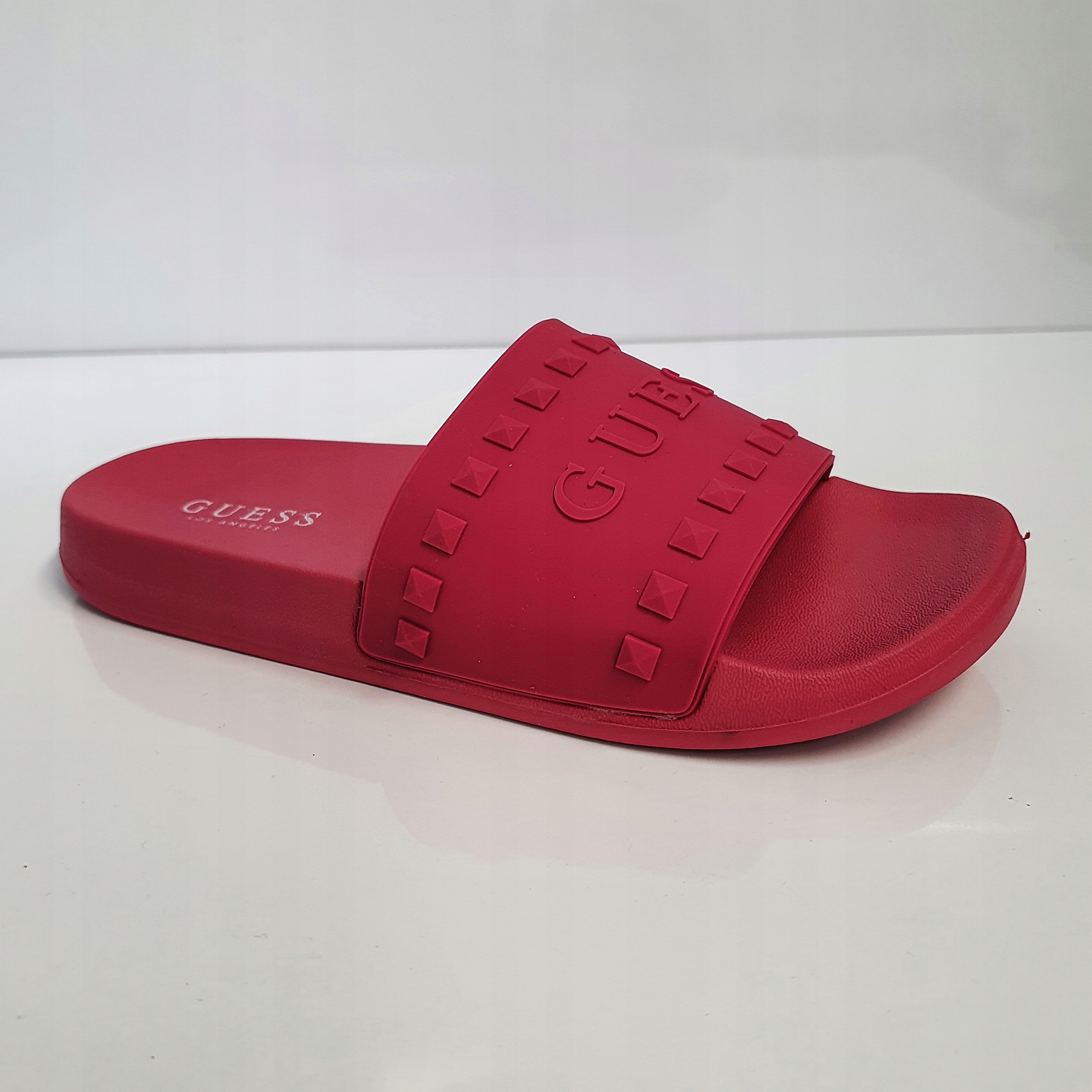 Klapki damskie Guess 36 Kod producenta GUESS