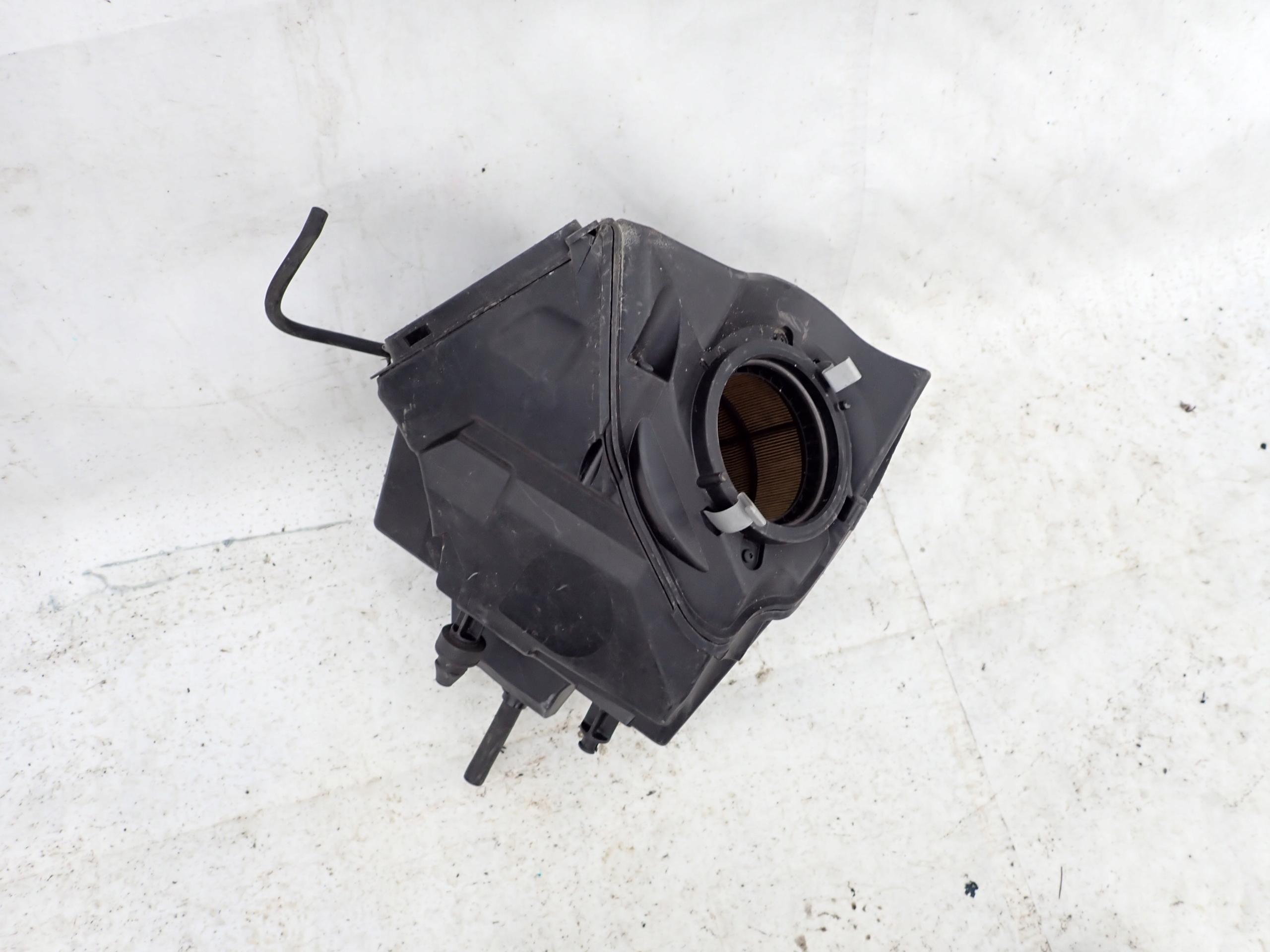 AUDI A4 A5 Q5 Gehäuse FILTER luft 8K0133837