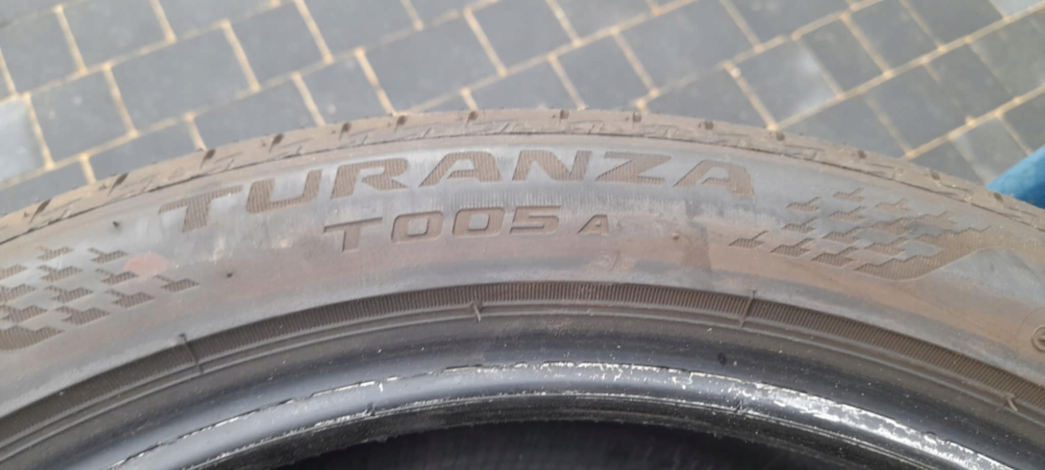 BRIDGESTONE TURANZA T005A 215/45R18 89W