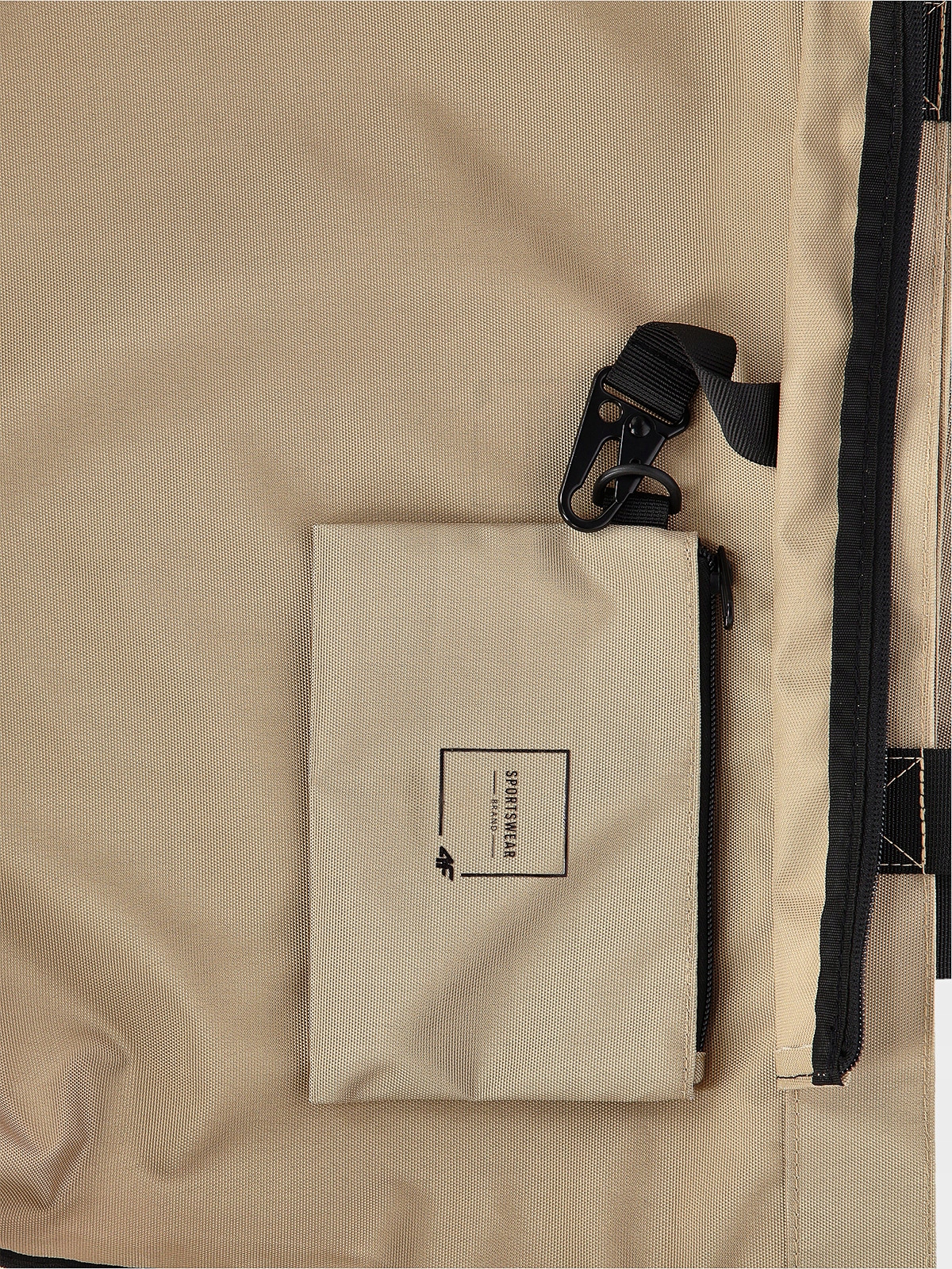 4F TORBA NA RAMIĘ SPORTOWA NA SIŁOWNIĘ SHOPPERKA MIEJSKA SS24 Model ASBGF034