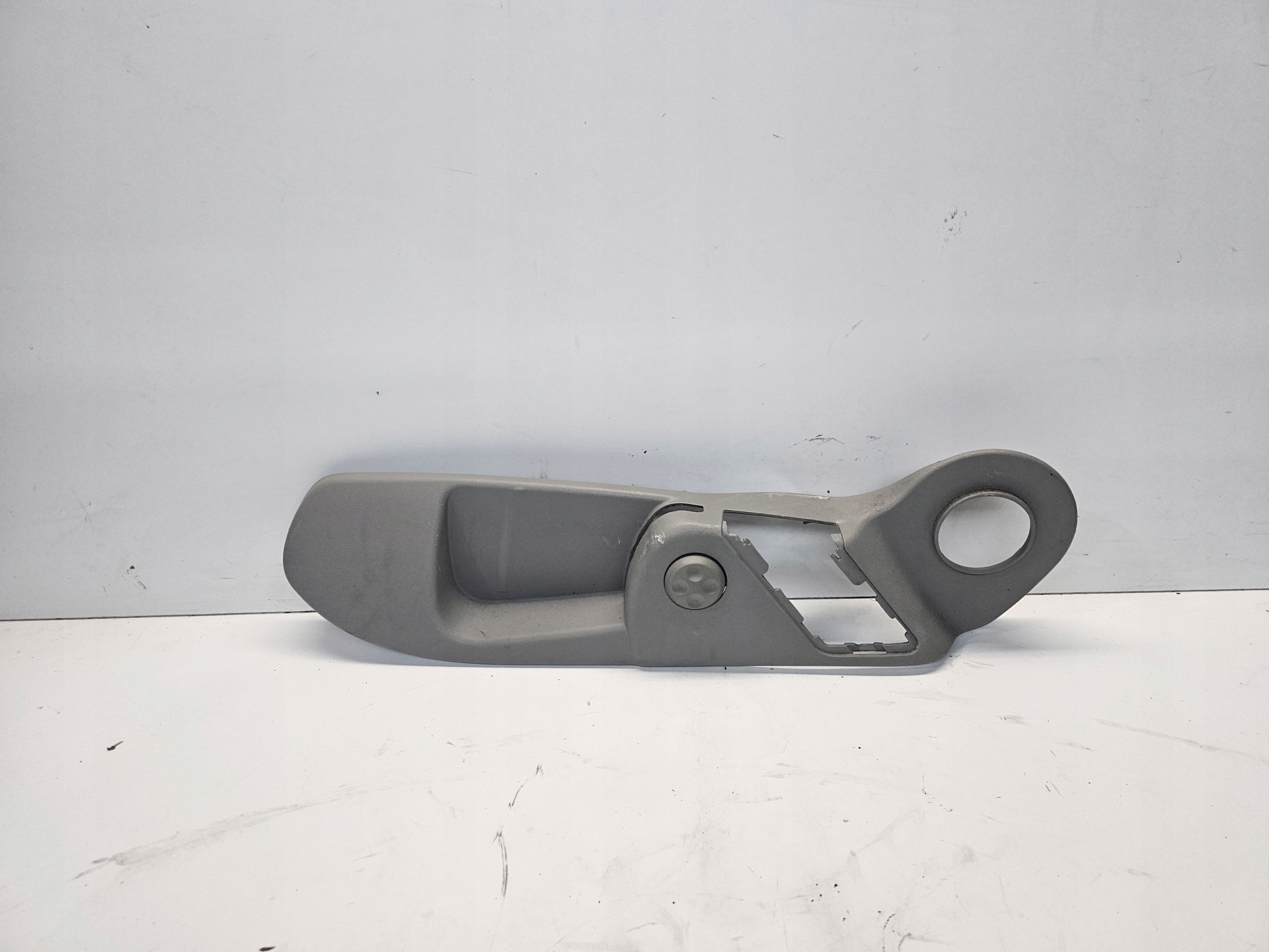 cover spoiler seat left AUDI A6 C6 2100036L grey