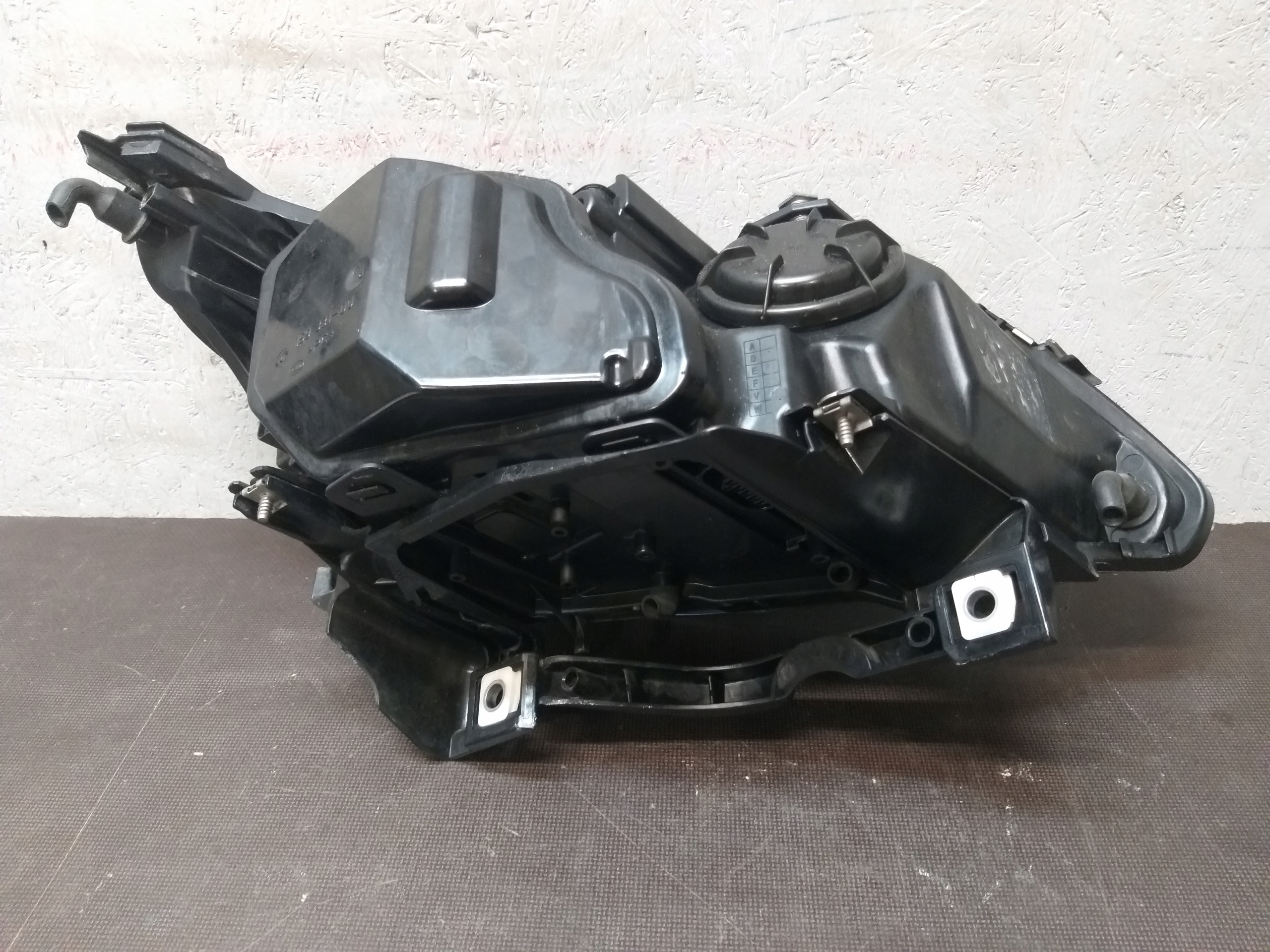 FEUX PHARE AVANT GAUCHE XENON BMW V 5 E60 E61