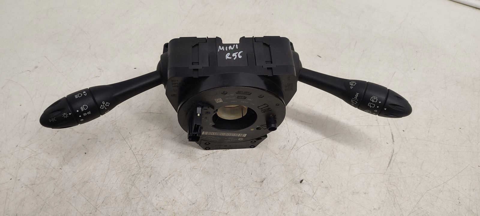 steering wheel levers and controls ring zwijak Mini R56 1,6 VTI