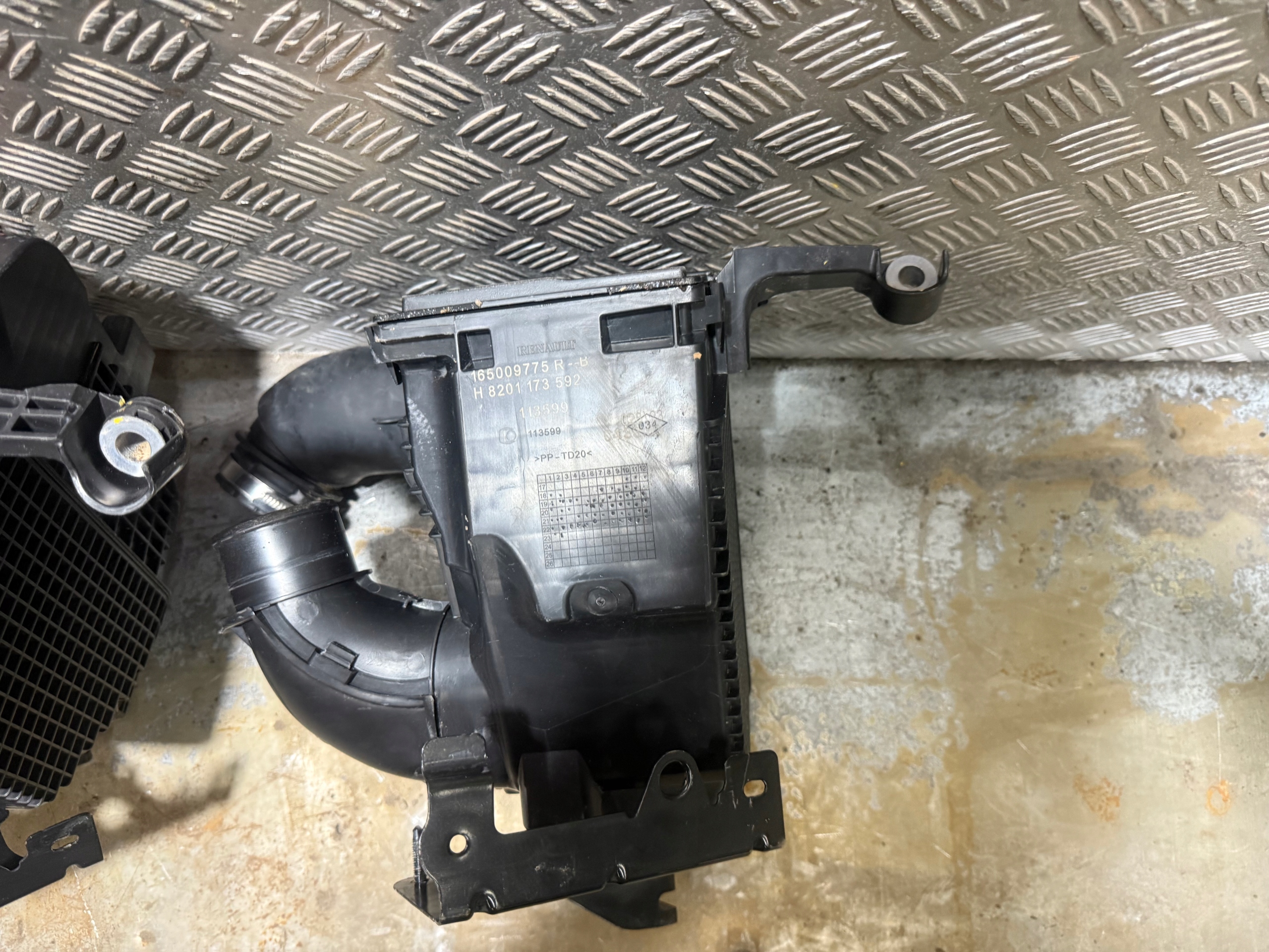 renault EXPRESS 1.5 корпус салонного фильтра Воздух целая оригинал