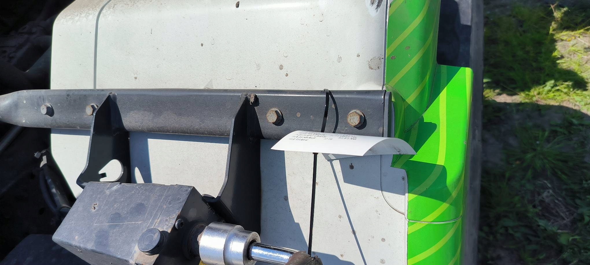 mudguard right front IVECO STRALIS AS440ST/P LNG