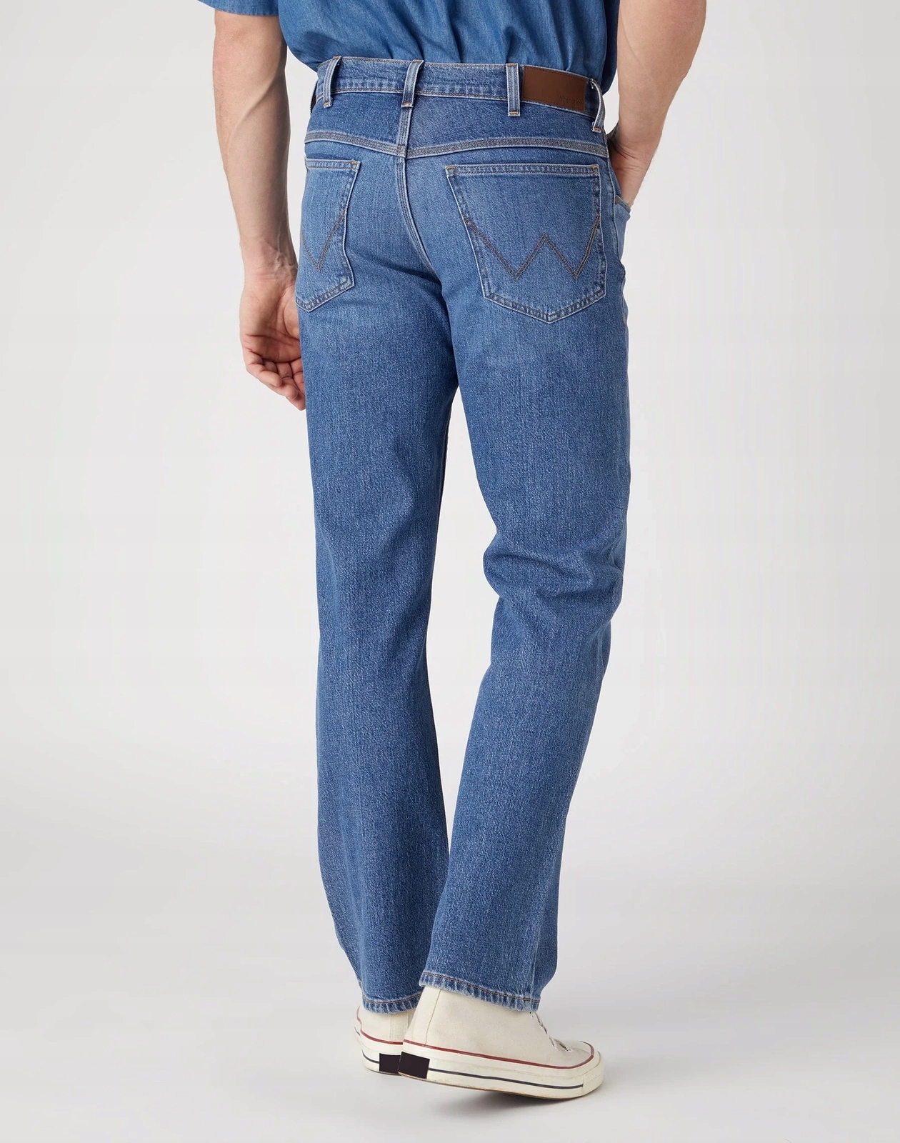 Pánské jednoduché džíny Wrangler Straight Blue Dawn 112328982 33/32
