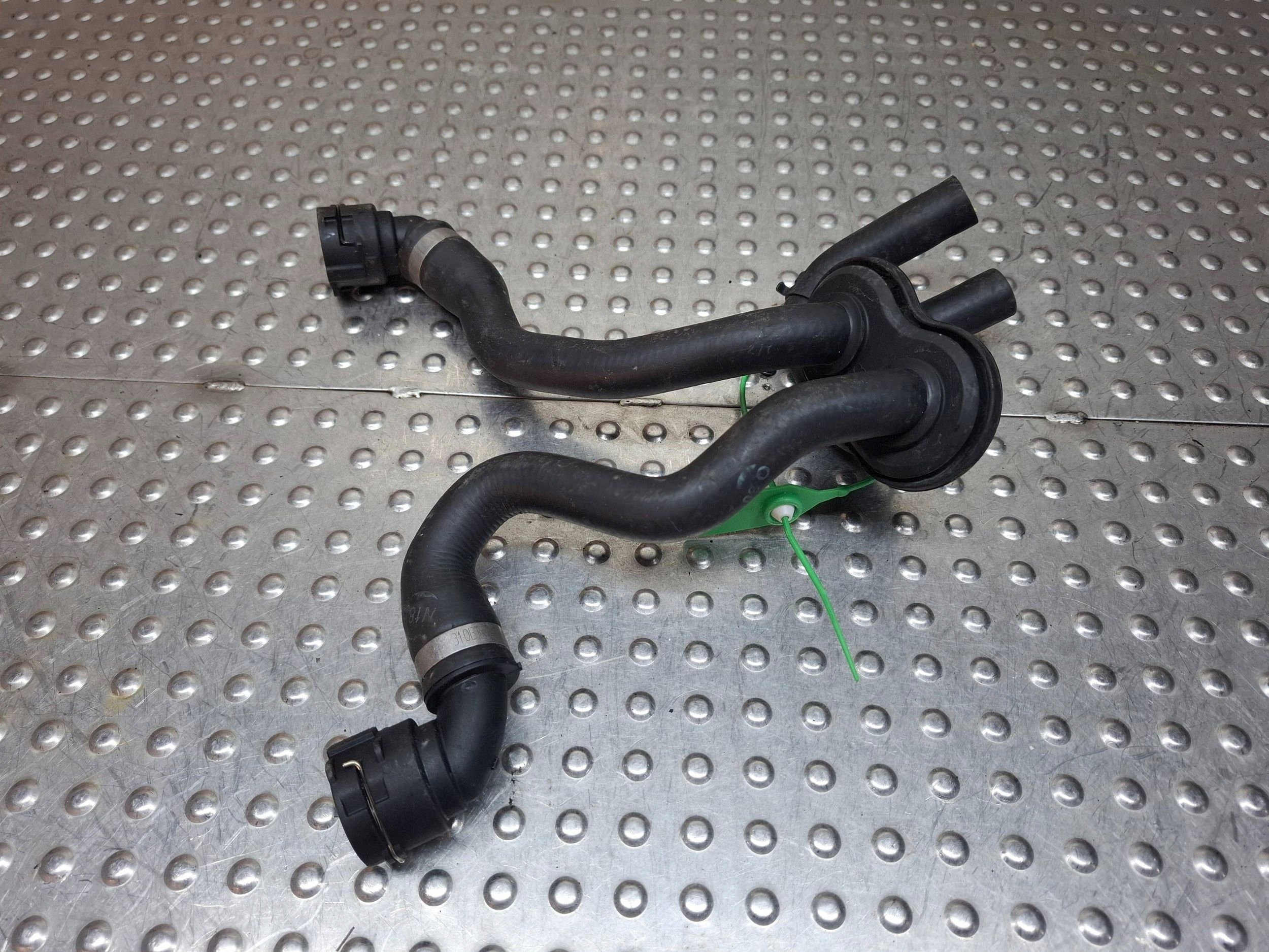 prijenos cijev vode ORGINAL 4G0819350S AUDI A6 C7 2.0 TDI