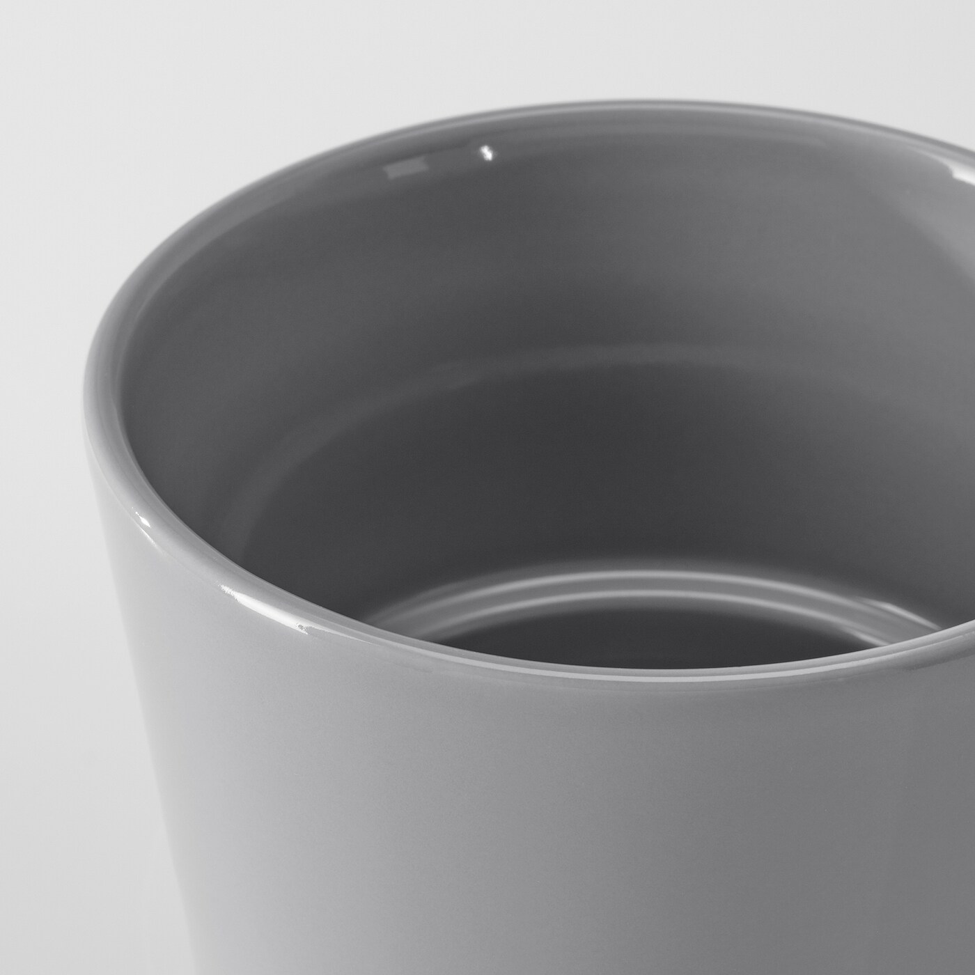 SKOGSVINBAR Osłonka doniczki - do wewnątrz/na zewnątrz szary 9 cm Materiał wykonania ceramika