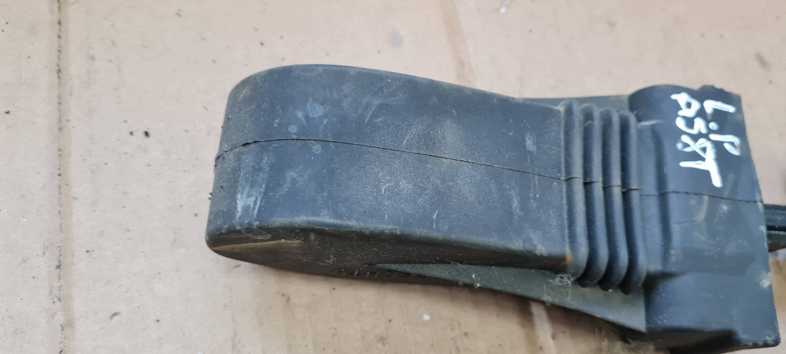 A5 8T S5 LIFT limiter door left right front 8T0837249