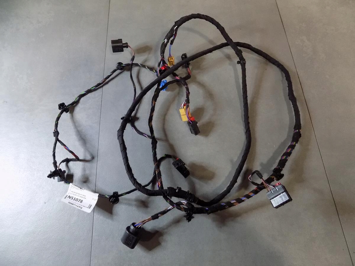VW PASSAT B8 bundle bonnet rear part 3G5971147FQ
