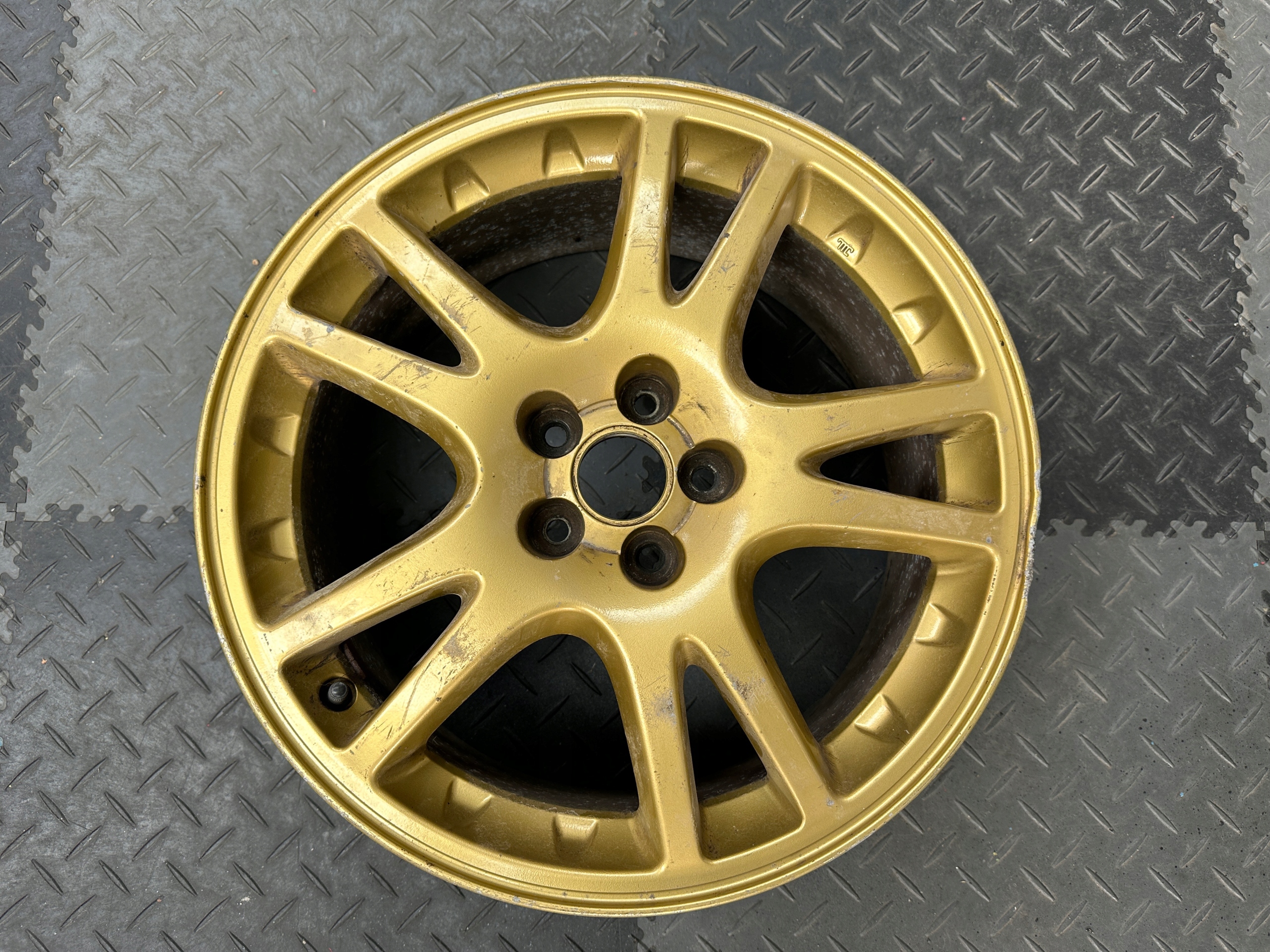 Subaru Impreza СР STI GD Обід 5x100 17