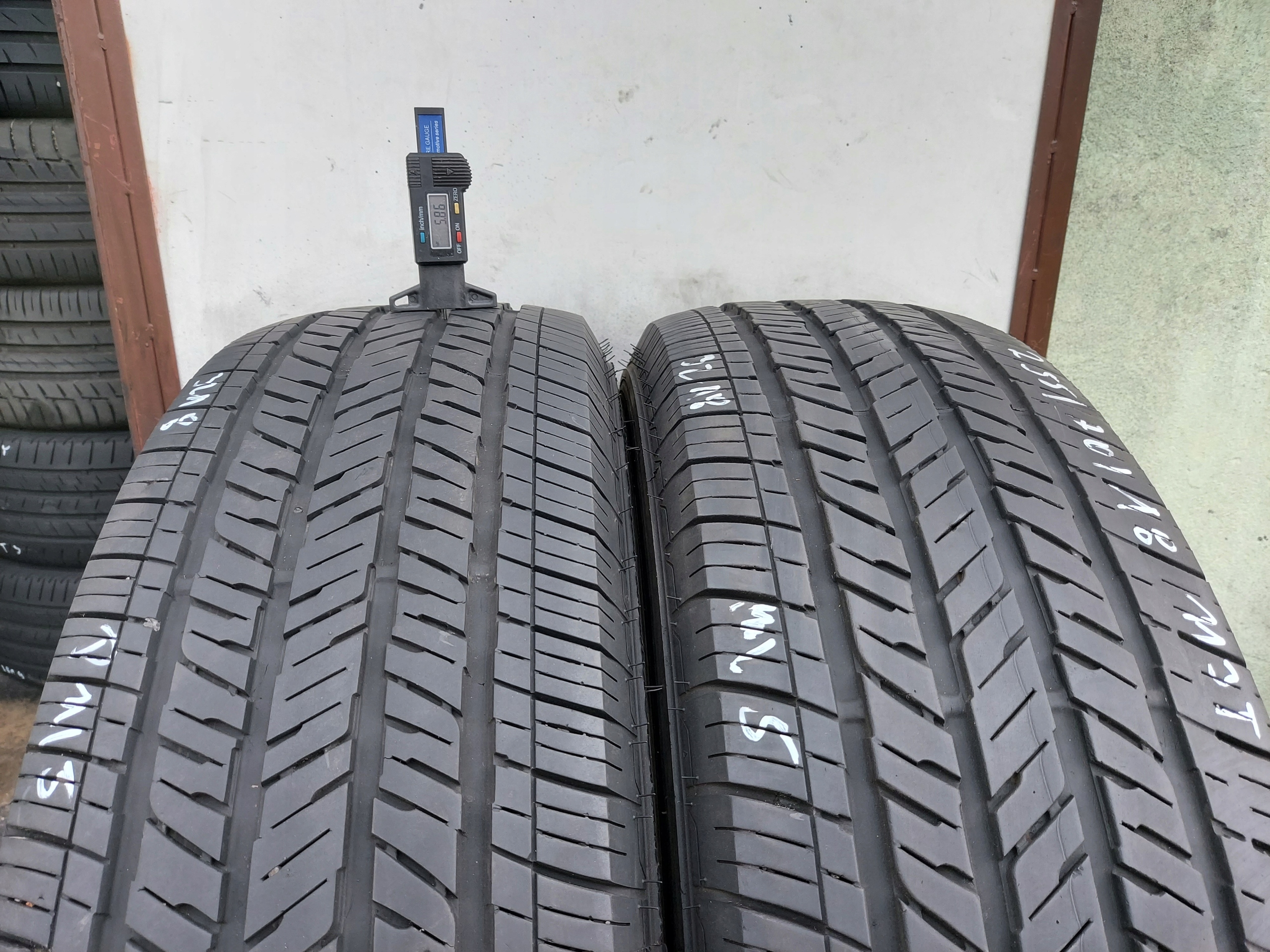 255/70/18 BRIDGESTONE DUELER H / T 685 6MM 2018R 4SZ