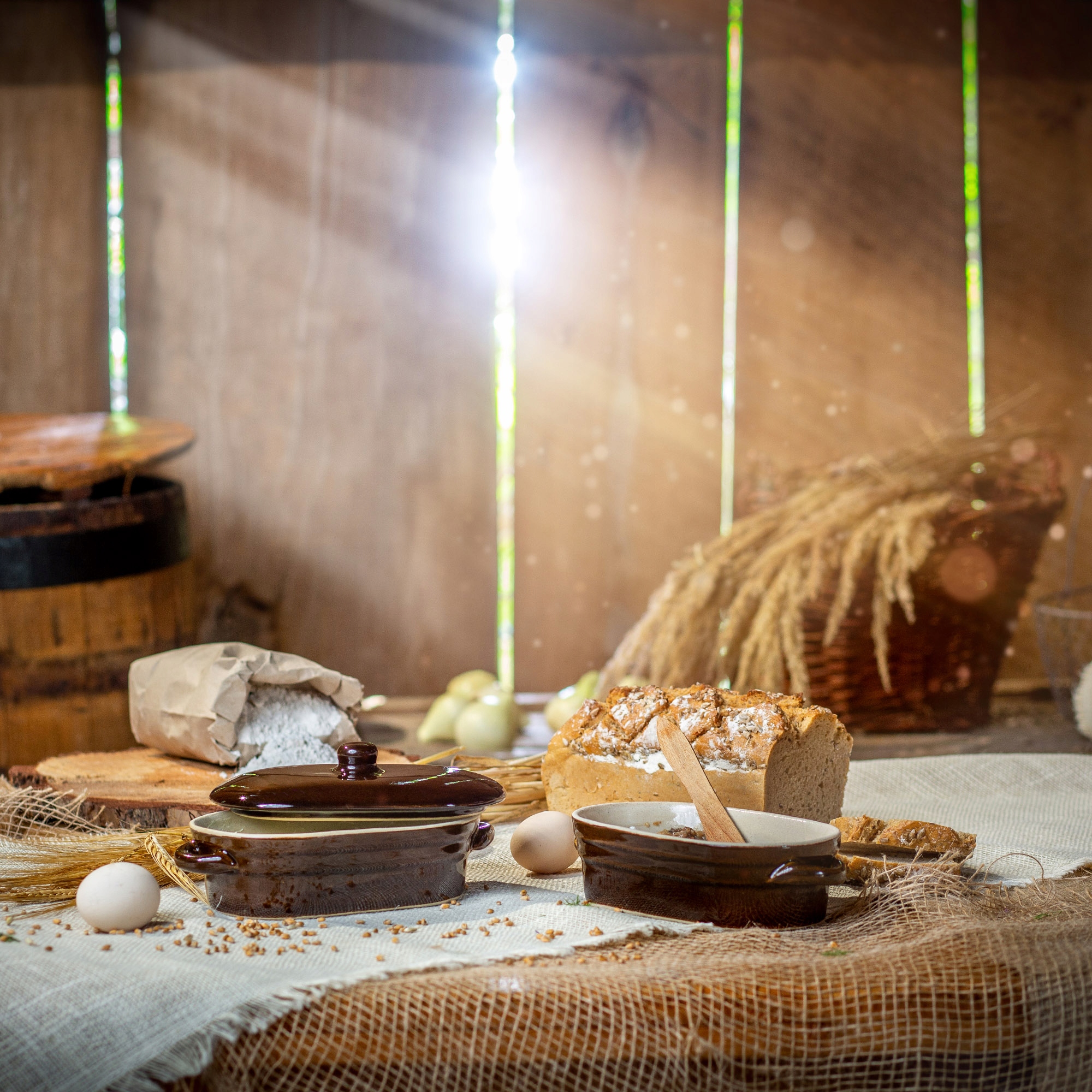 GARNEK KAMIONKOWY NA SMALEC Z POKRYWĄ 1L Marka Kadax