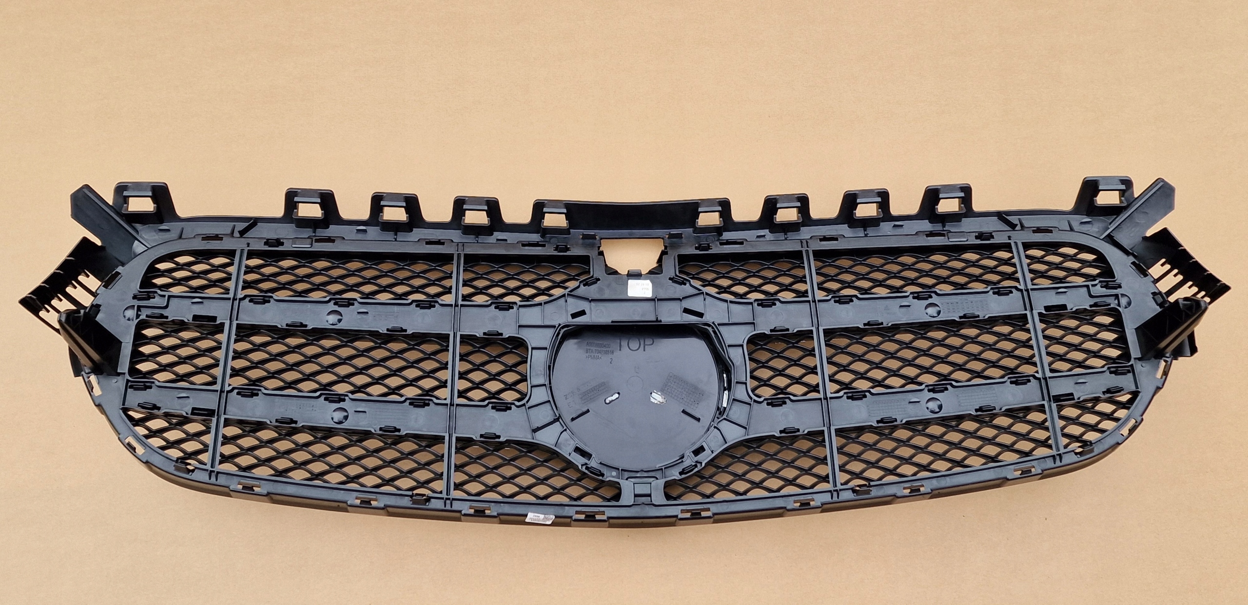 KOMPLETNY IDEALNY GRILL ATRAPA MERCEDES KLASY B W247 POD KAMERE Typ samochodu Samochody osobowe