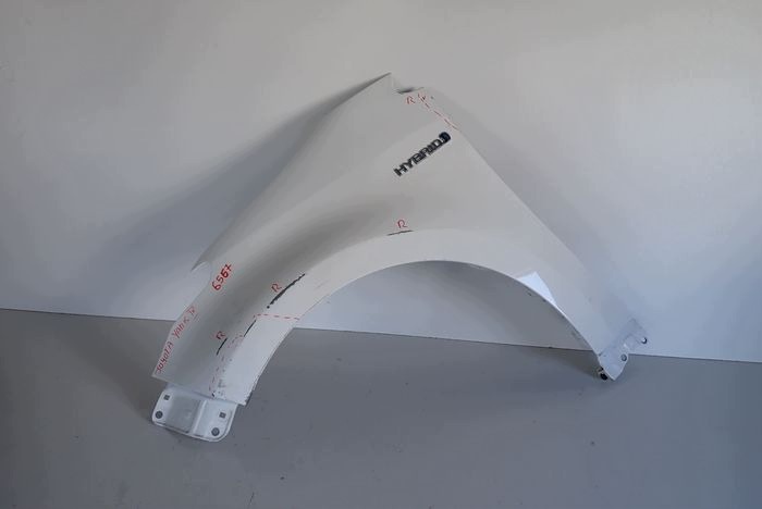 TOYOTA YARIS IV fender left front front