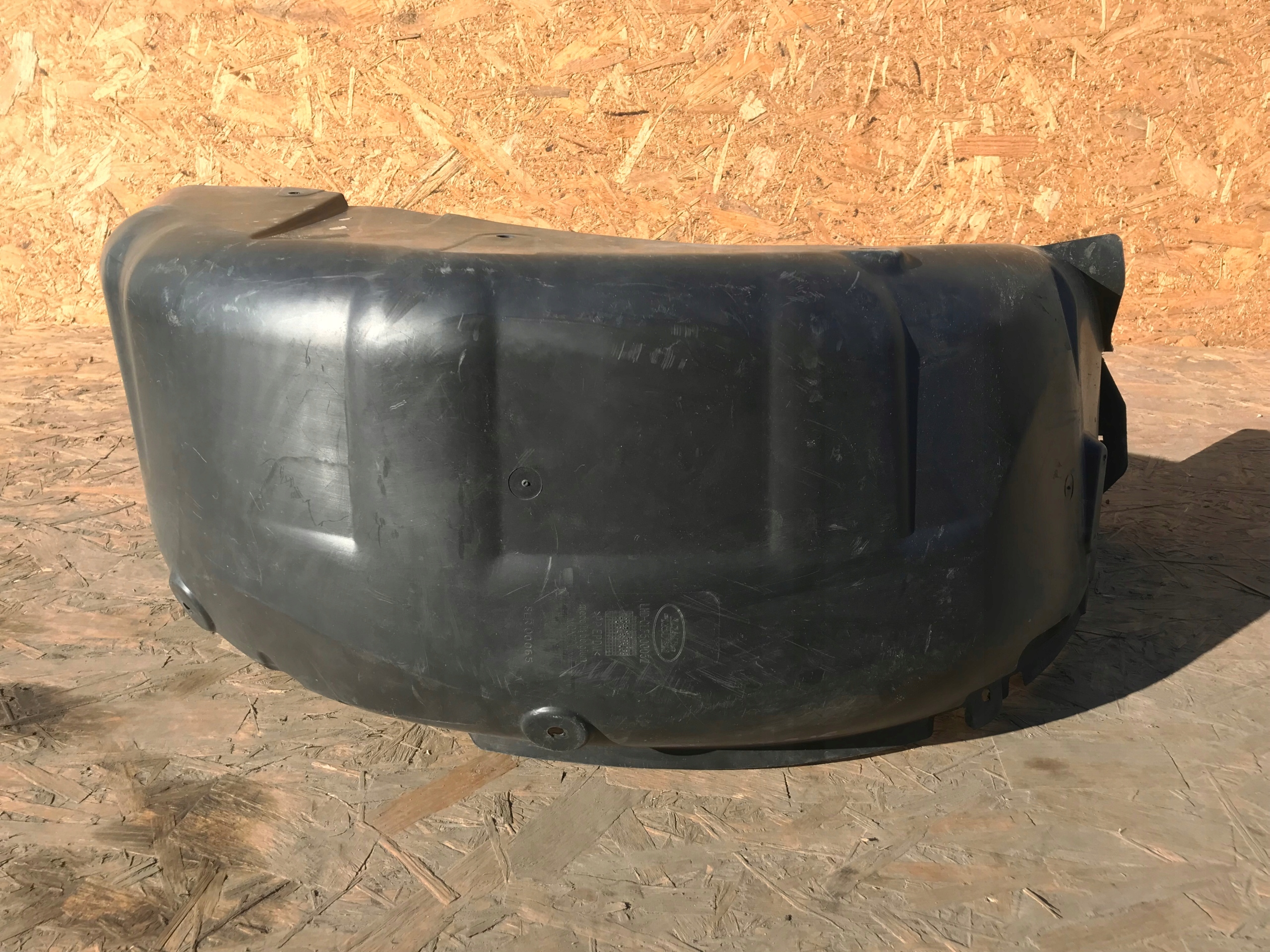 LAND ROVER oe CLF500052 подкрылки