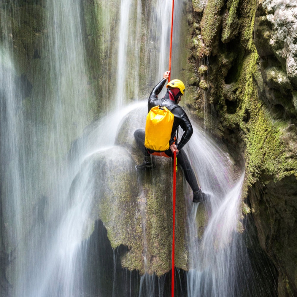 30M LINA WSPINACZKA ZEWNĘTRZNA LINKA 12MM STATYCZNA Z KARABIŃCZYK 1200 KG Kolor czerwony