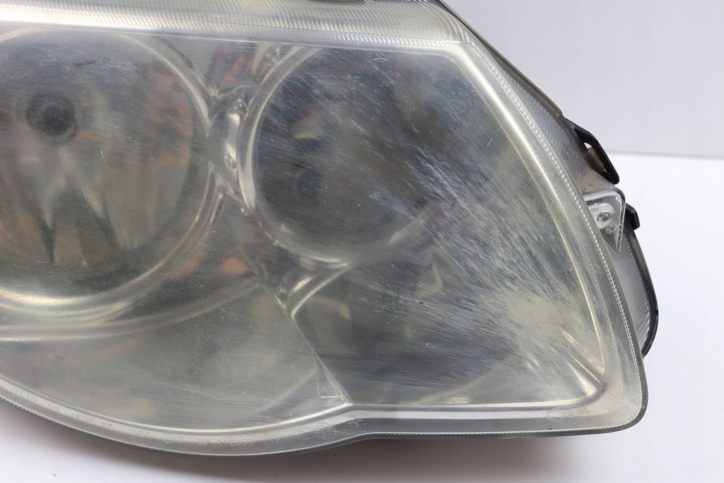 CHRYSLER VOYAGER IV LIFT light front right front EUROPA 04857830AC