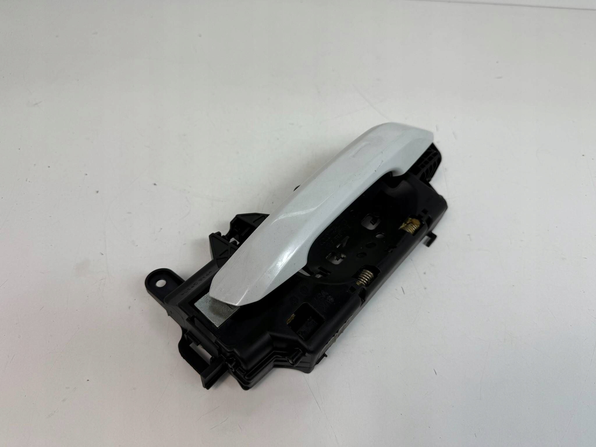 Audi A5 F5 8w2837812 handle front right