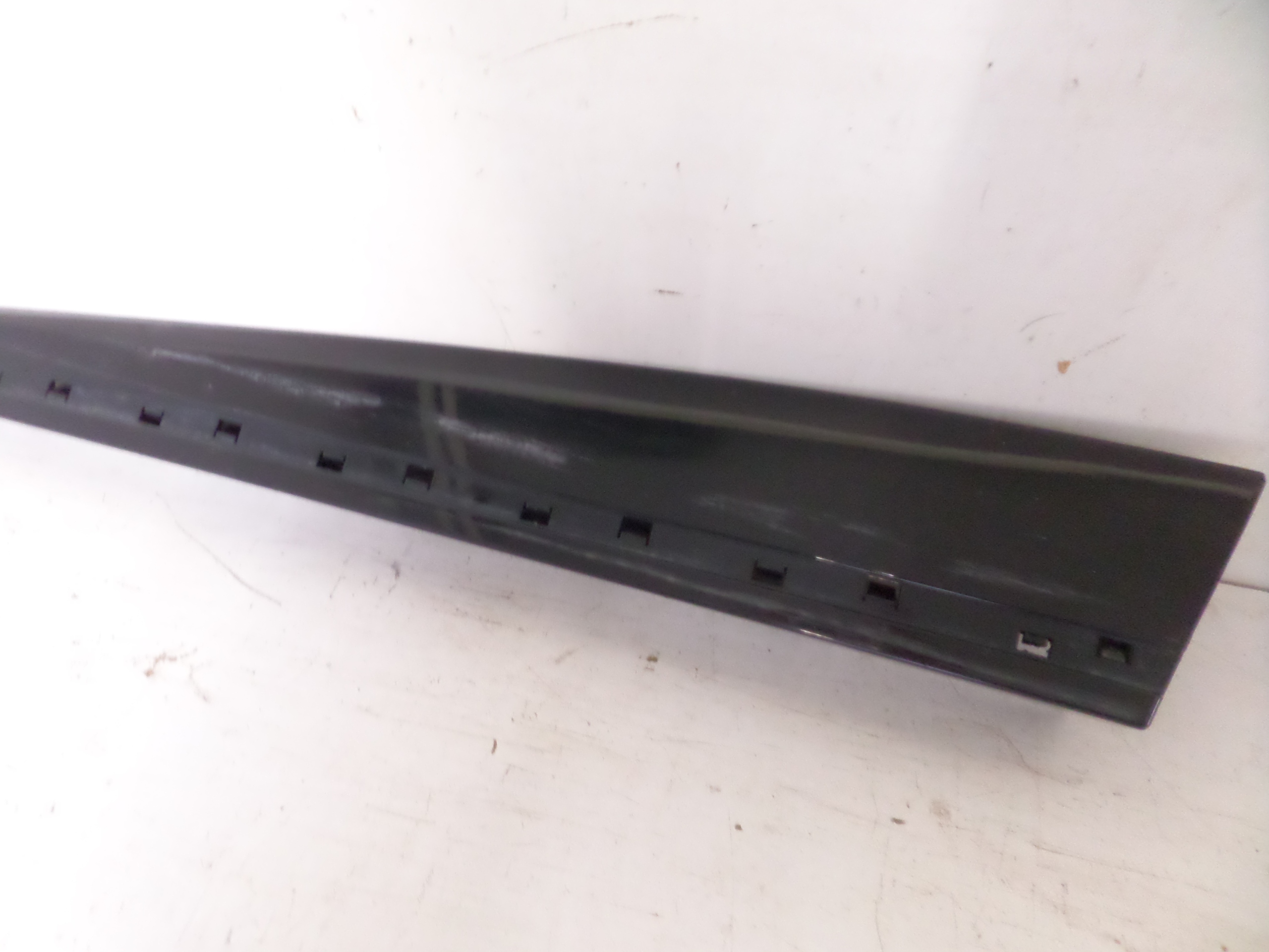 moulding door front left RENAULT CLIO IV 12