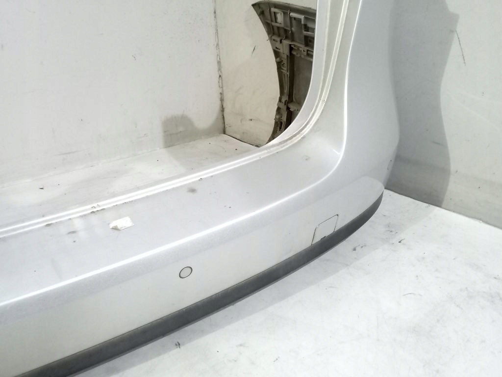 VW Passat B6 kombi lökhárító far hátsó LA7W