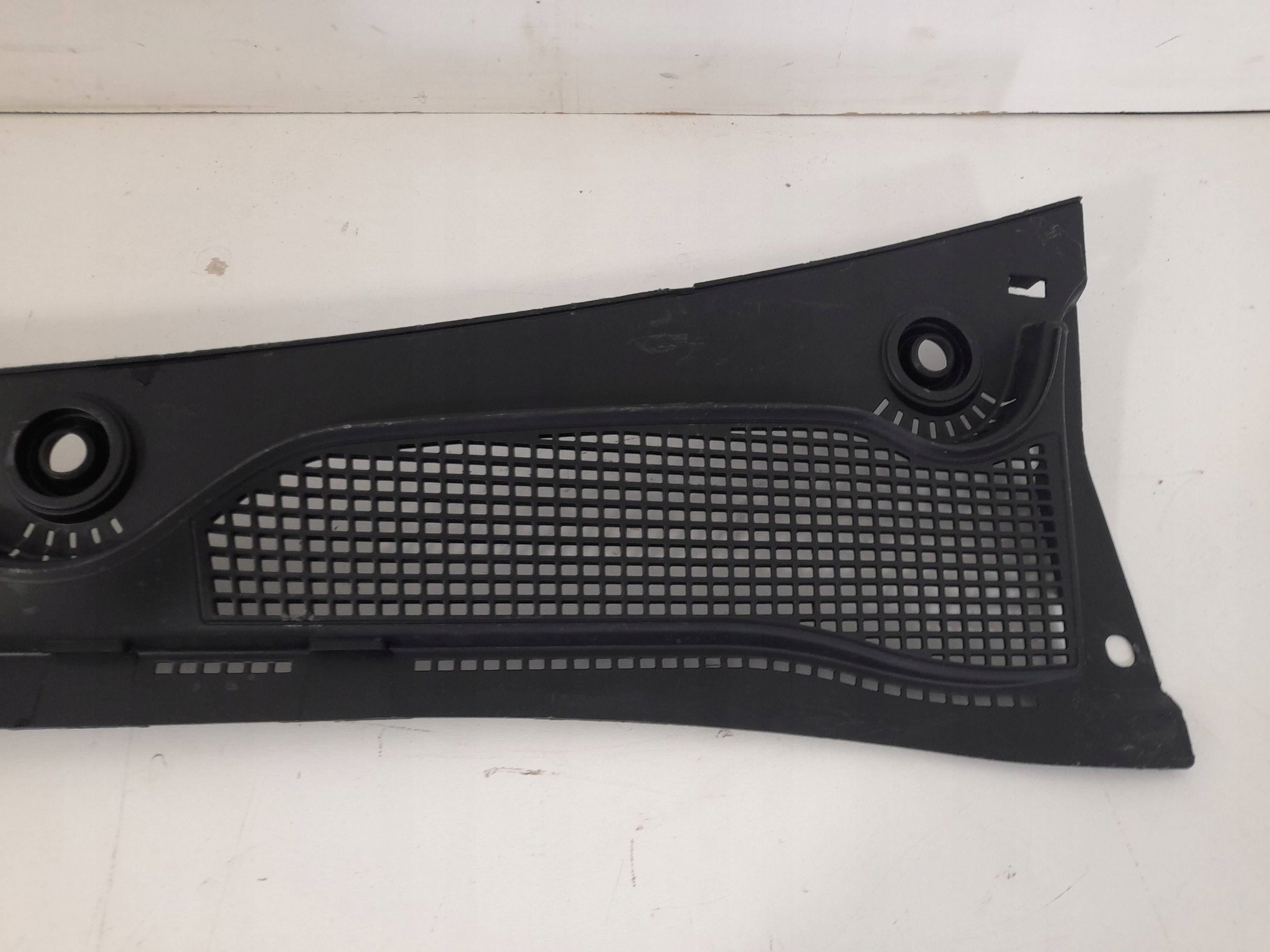 Renault Clio VI 2026r torpedo plastic 668114189R (U210)