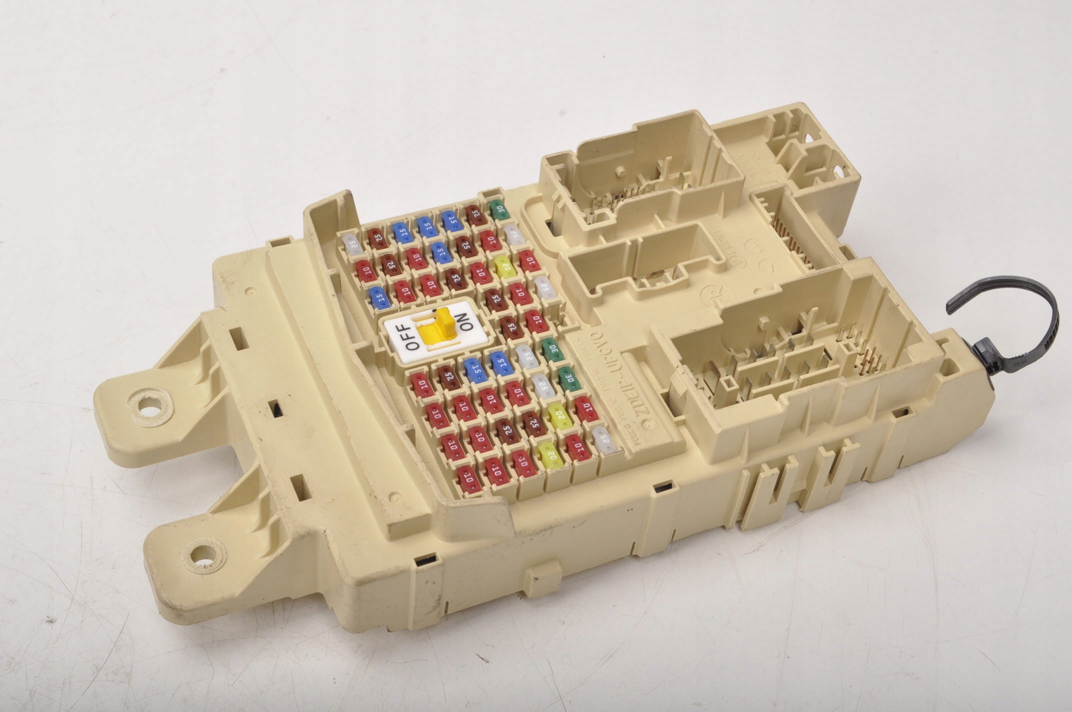 KIA NIRO SKRZYNKA BEZPIECZNIKÓW 91950-G576013 2021