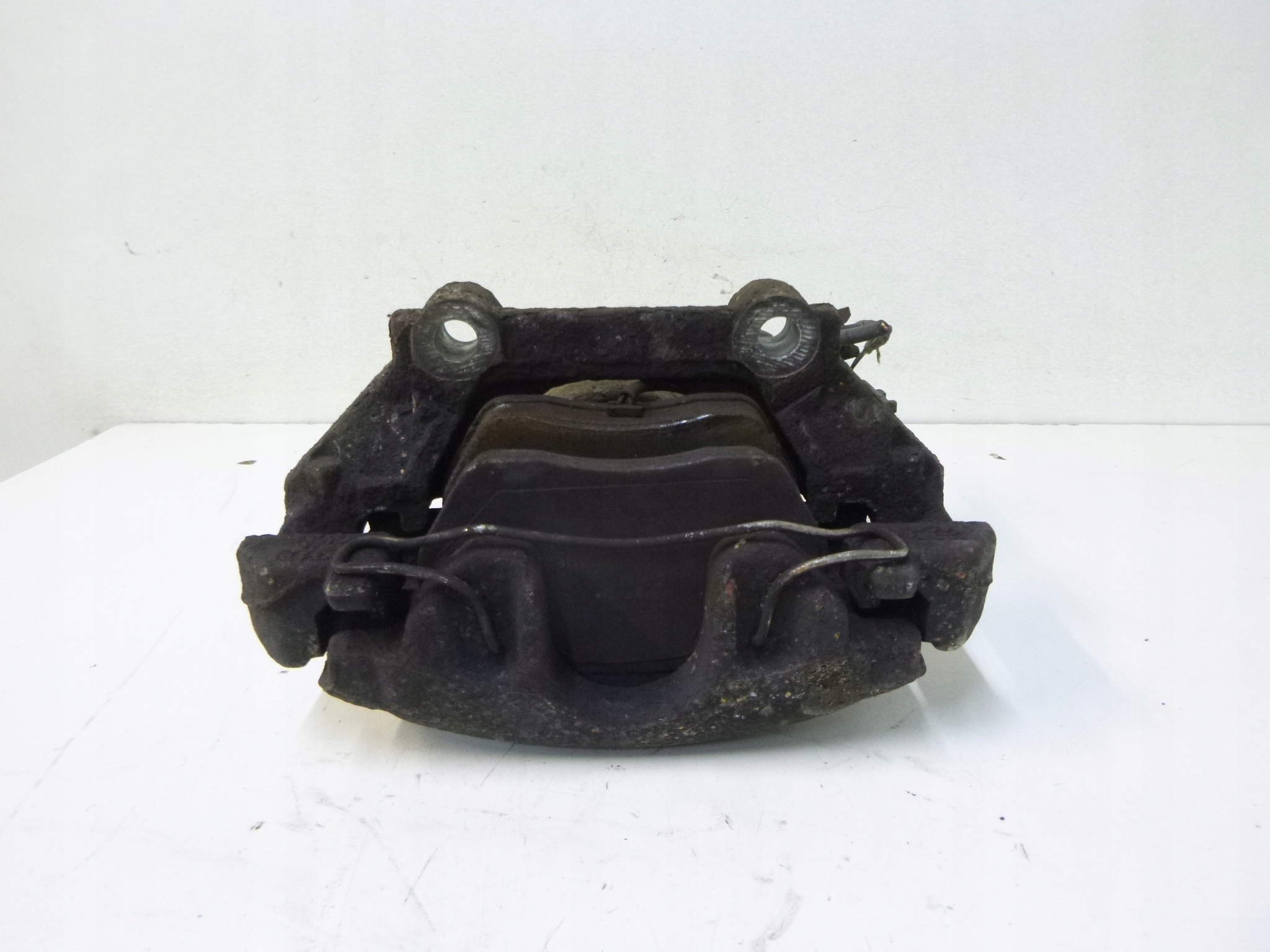 caliper brake front Volkswagen Passat B5 FL 2.0
