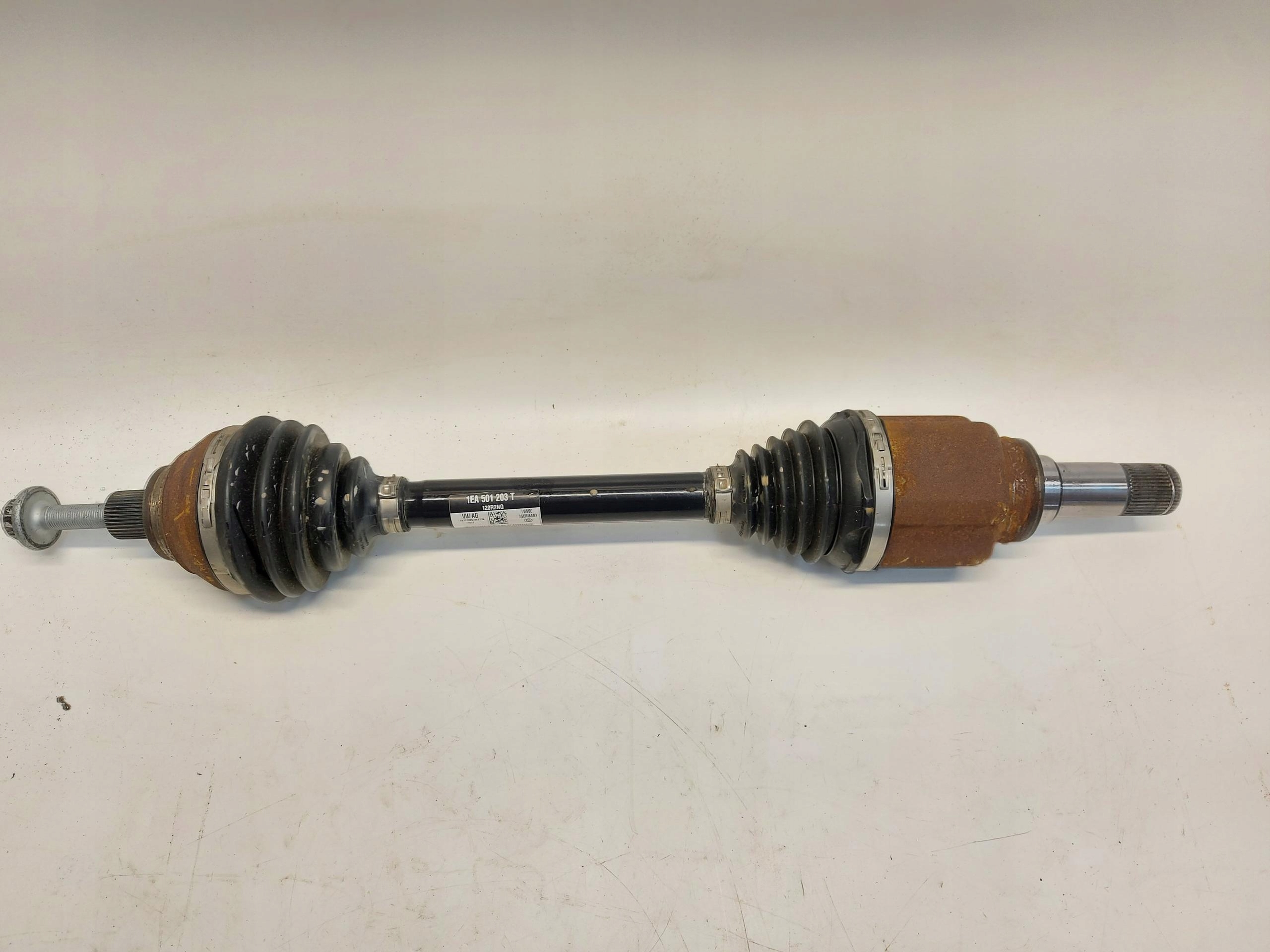 Ford Explorer VII R2KB semi-axis rear part left 1EA501203T